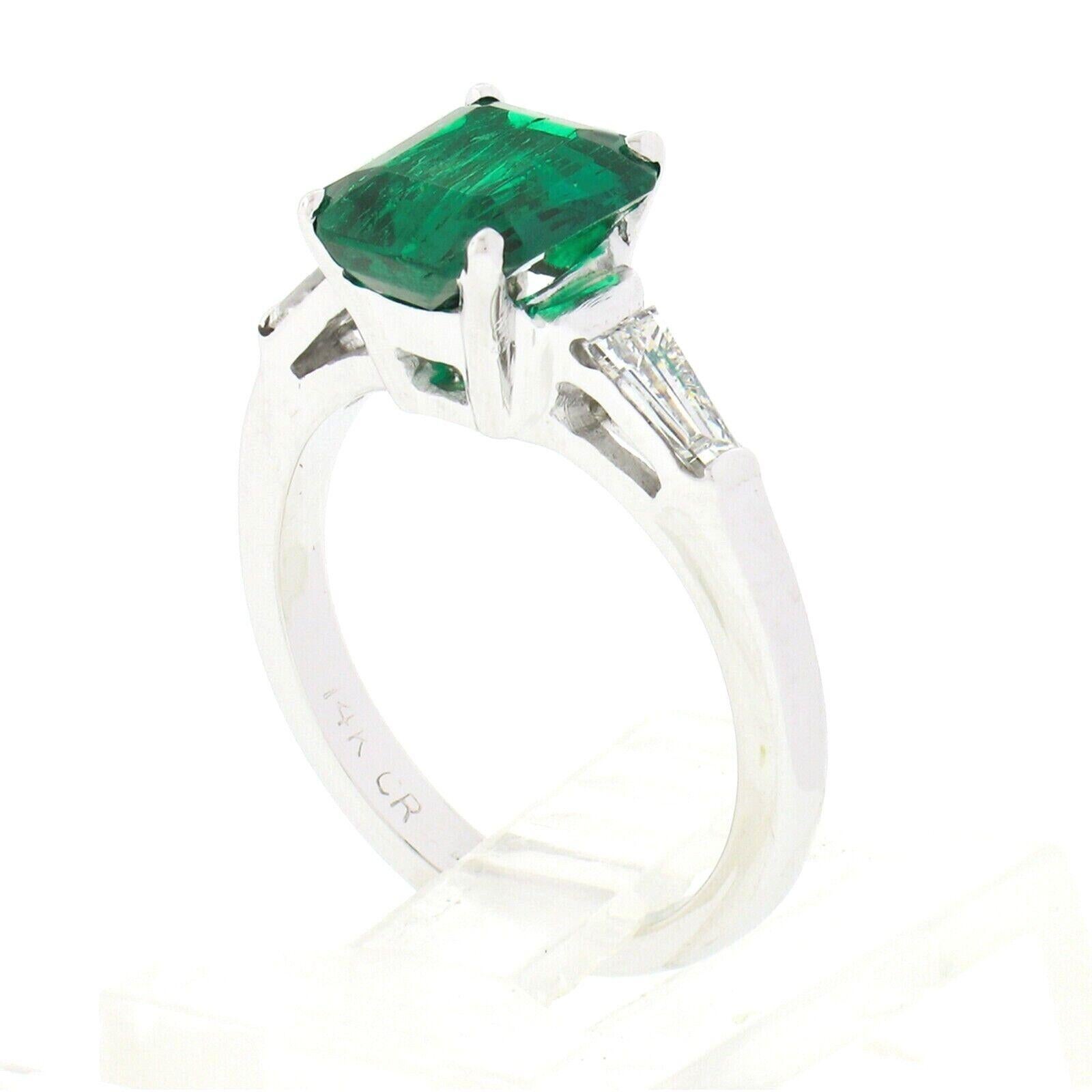 Vintage 14K Gold 2.01ctw SSEF Colombian Emerald & Baguette Diamond 3 Stone Ring 4