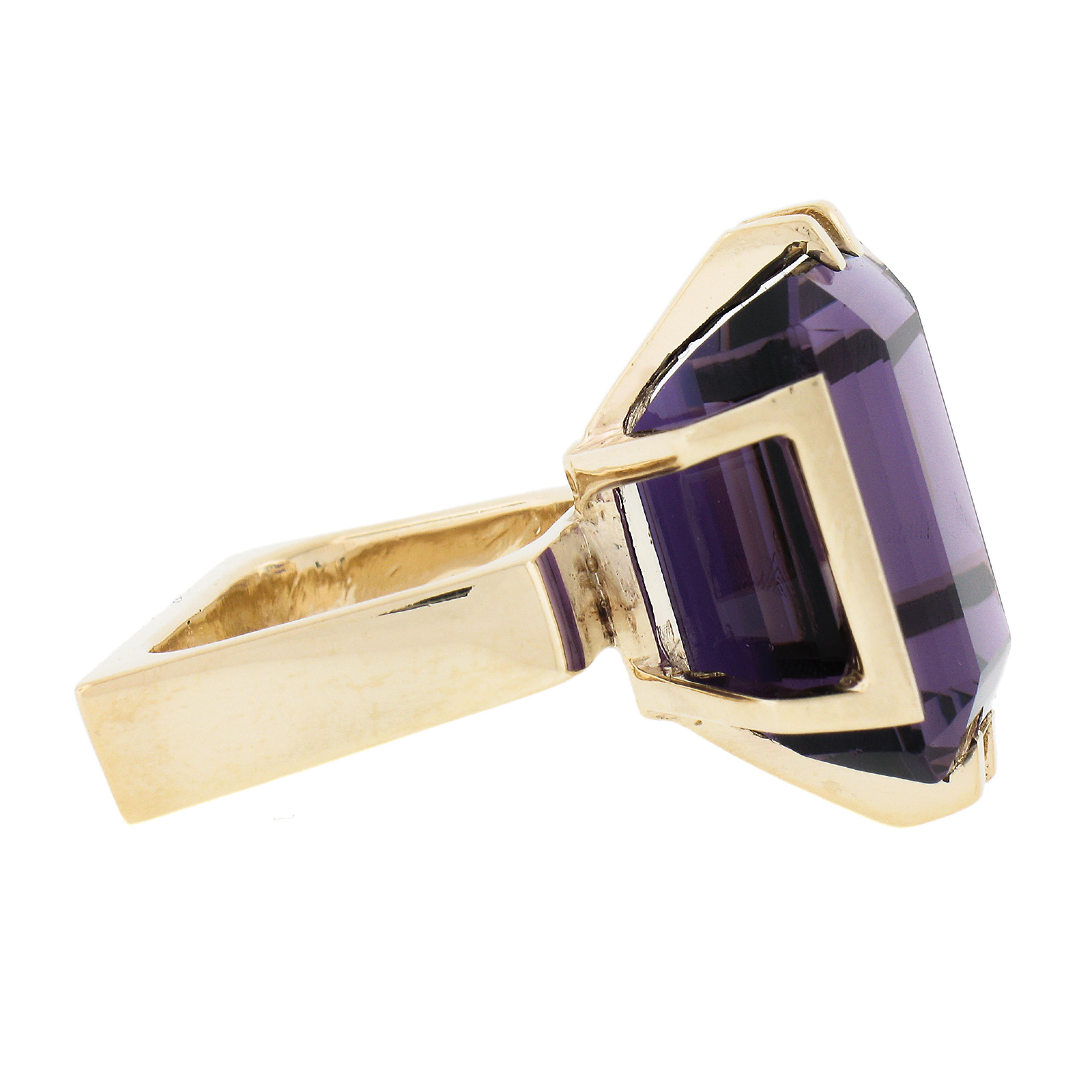 Vintage 14K Gold 20ct Large Emerald Cut Amethyst Solitaire Squared Cocktail Ring For Sale 1