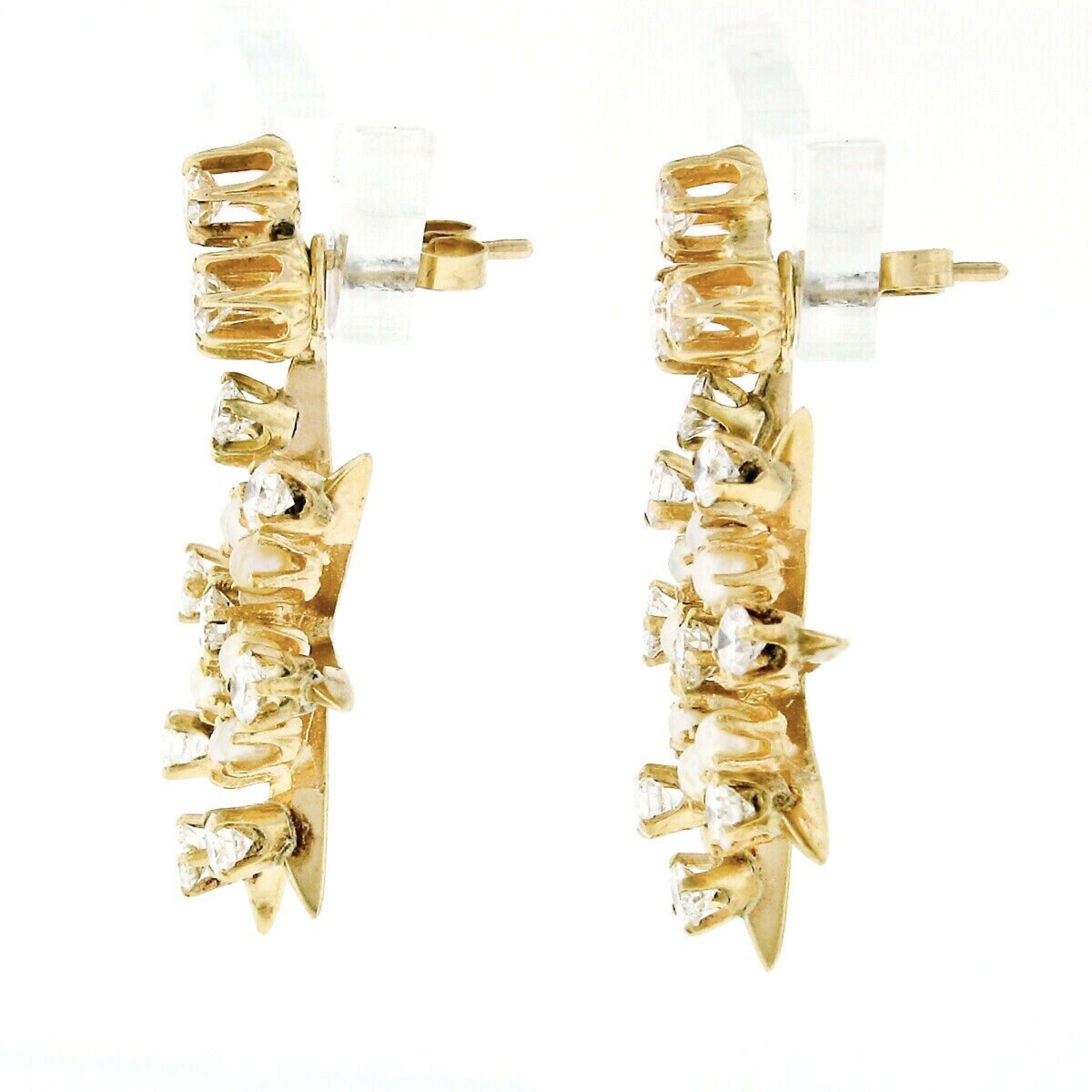 Boucles d'oreilles pendantes vintage en or 14 carats avec diamants de 2,75 carats et perles, ornées de flocons de neige en vente 1