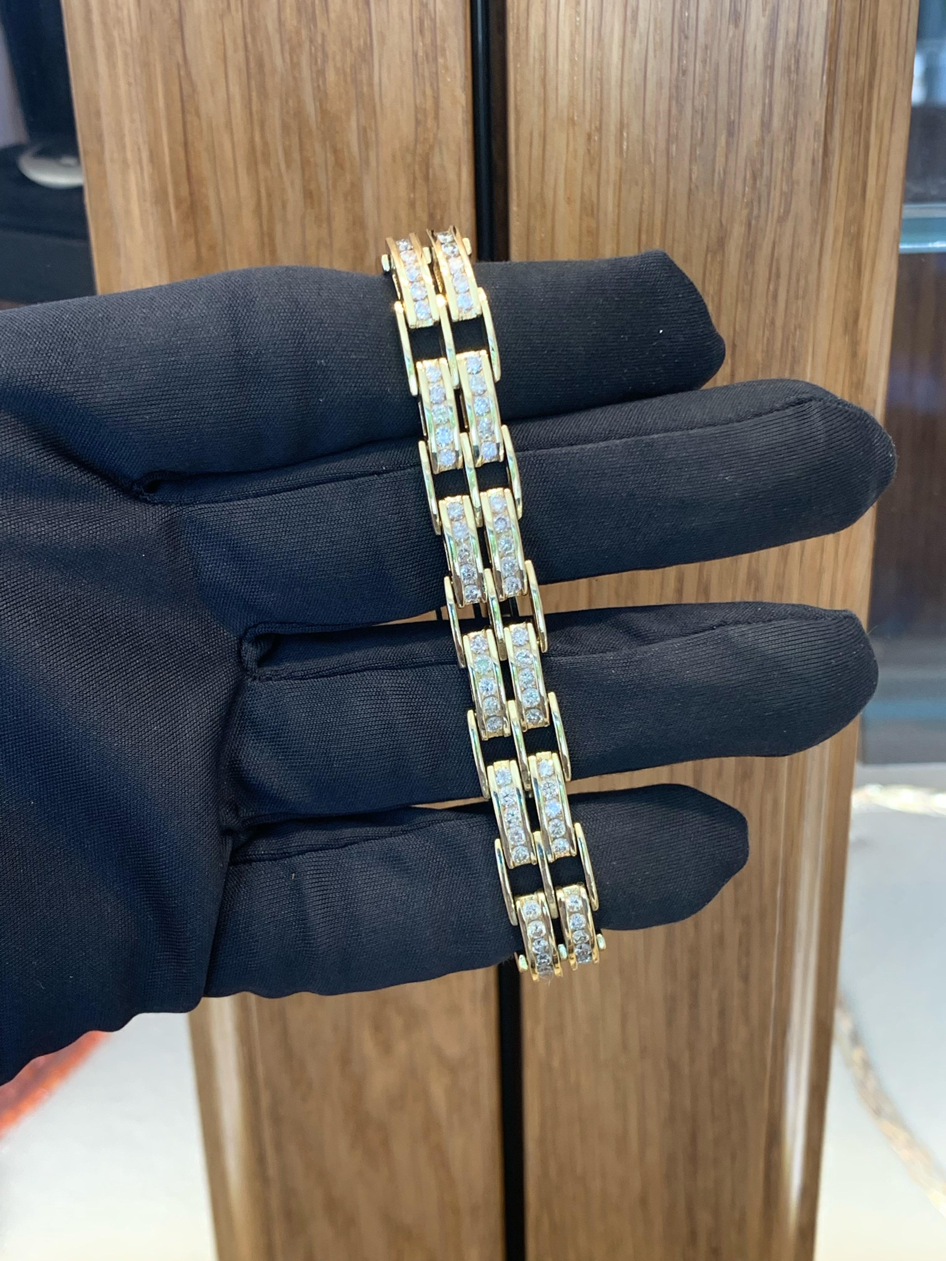 Women's or Men's Vintage 14k Gold 5.0 Carat Double-Row Diamond Bracelet For Sale