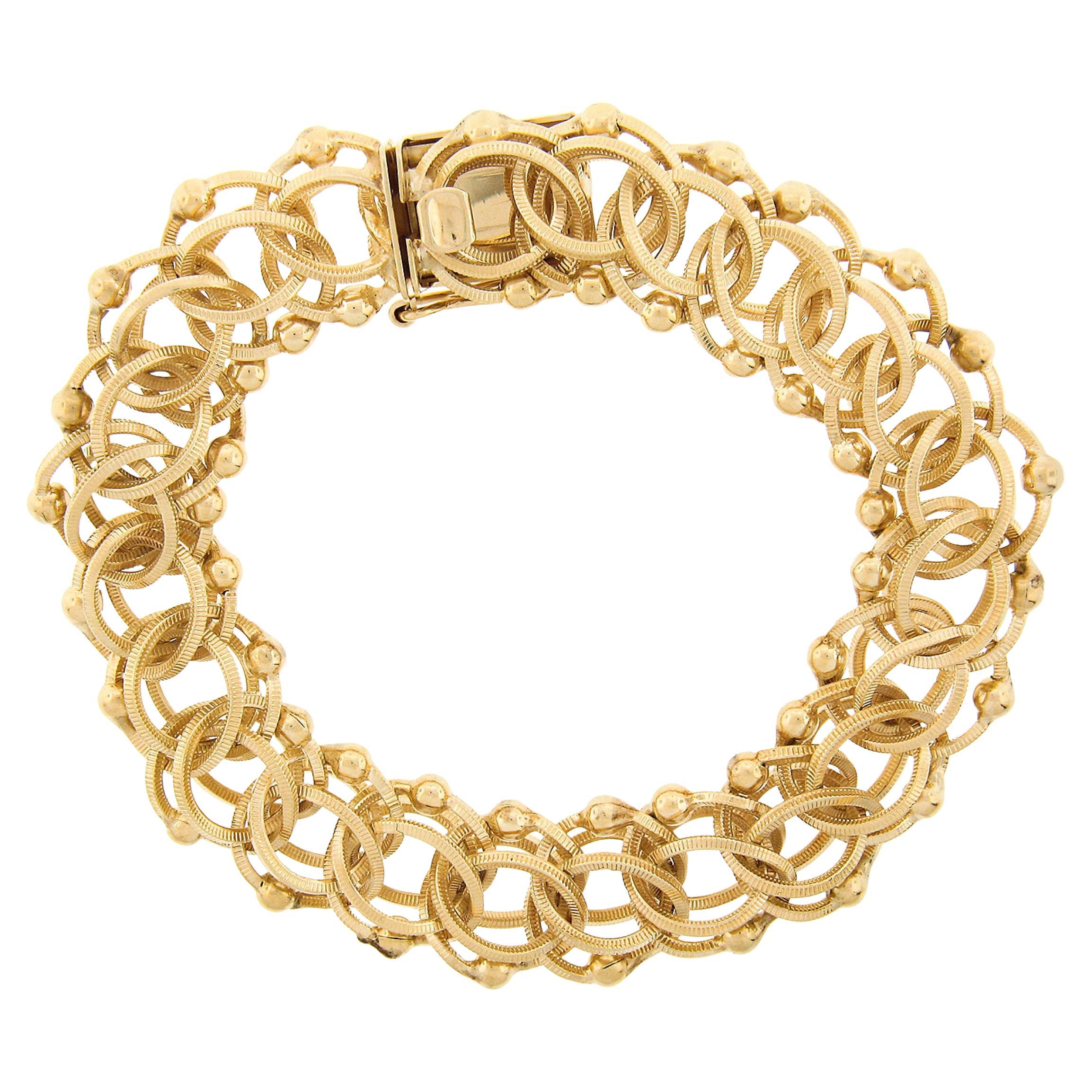Vintage 14K Gold 6.25" Textured Double Ring Link Puffed Charm Chain Bracelet For Sale