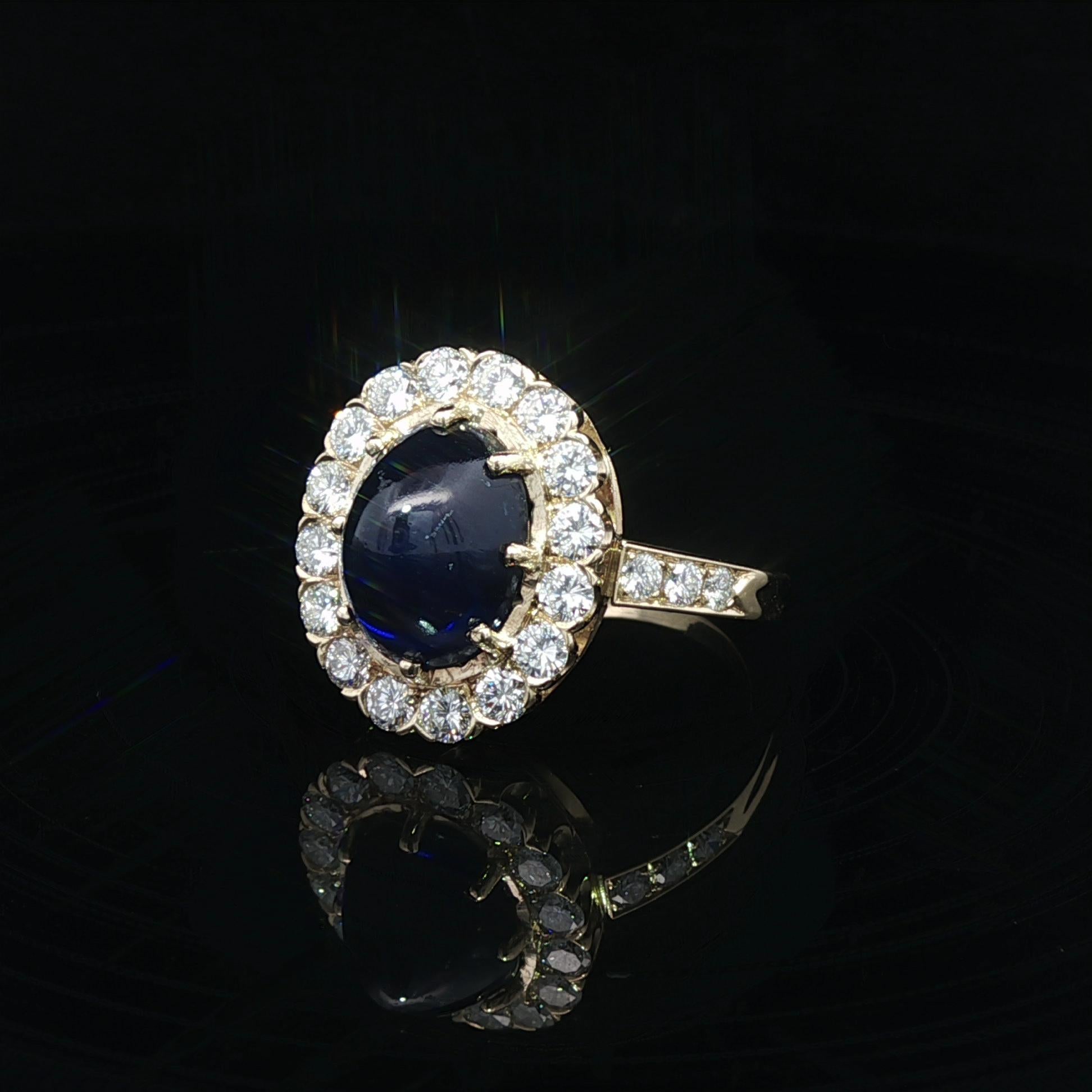 Vintage 14k Gold 6,71ctw GIA keine Hitze Sugarloaf Cabochon Saphir Diamant Ring im Angebot 2