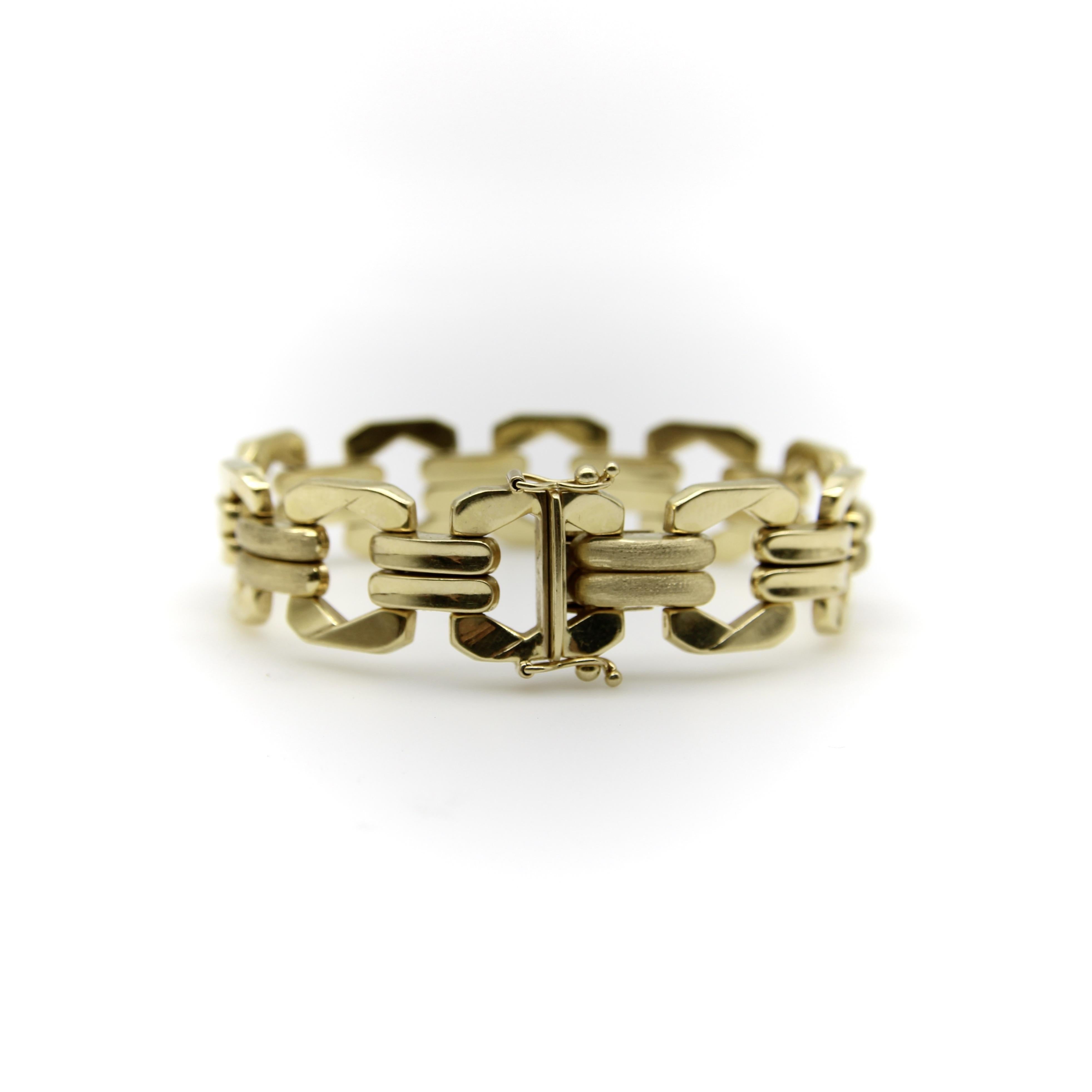 Moderne Vintage 14k Gold Alternating Link Bracelet en vente