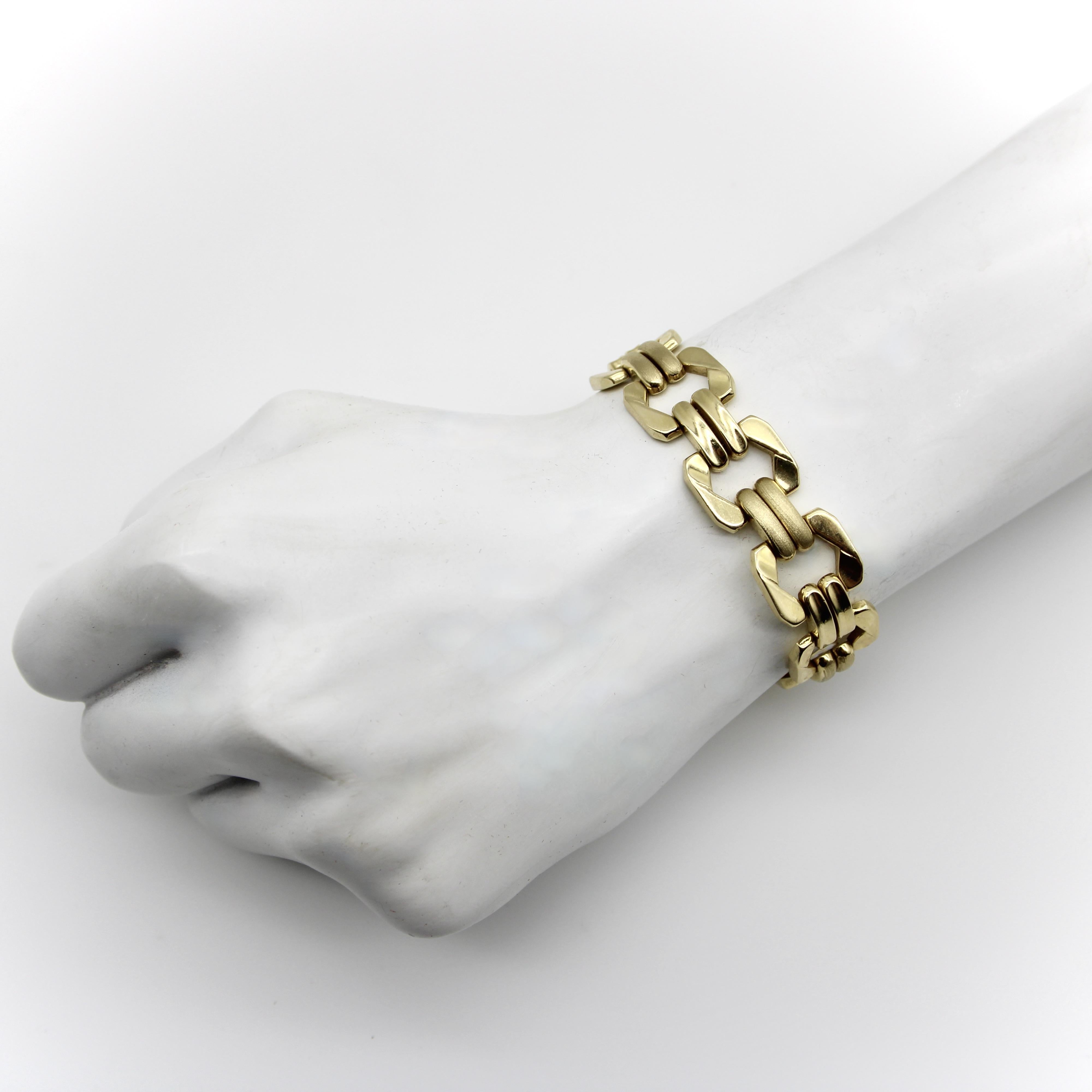Vintage 14k Gold Alternating Link Bracelet en vente 1