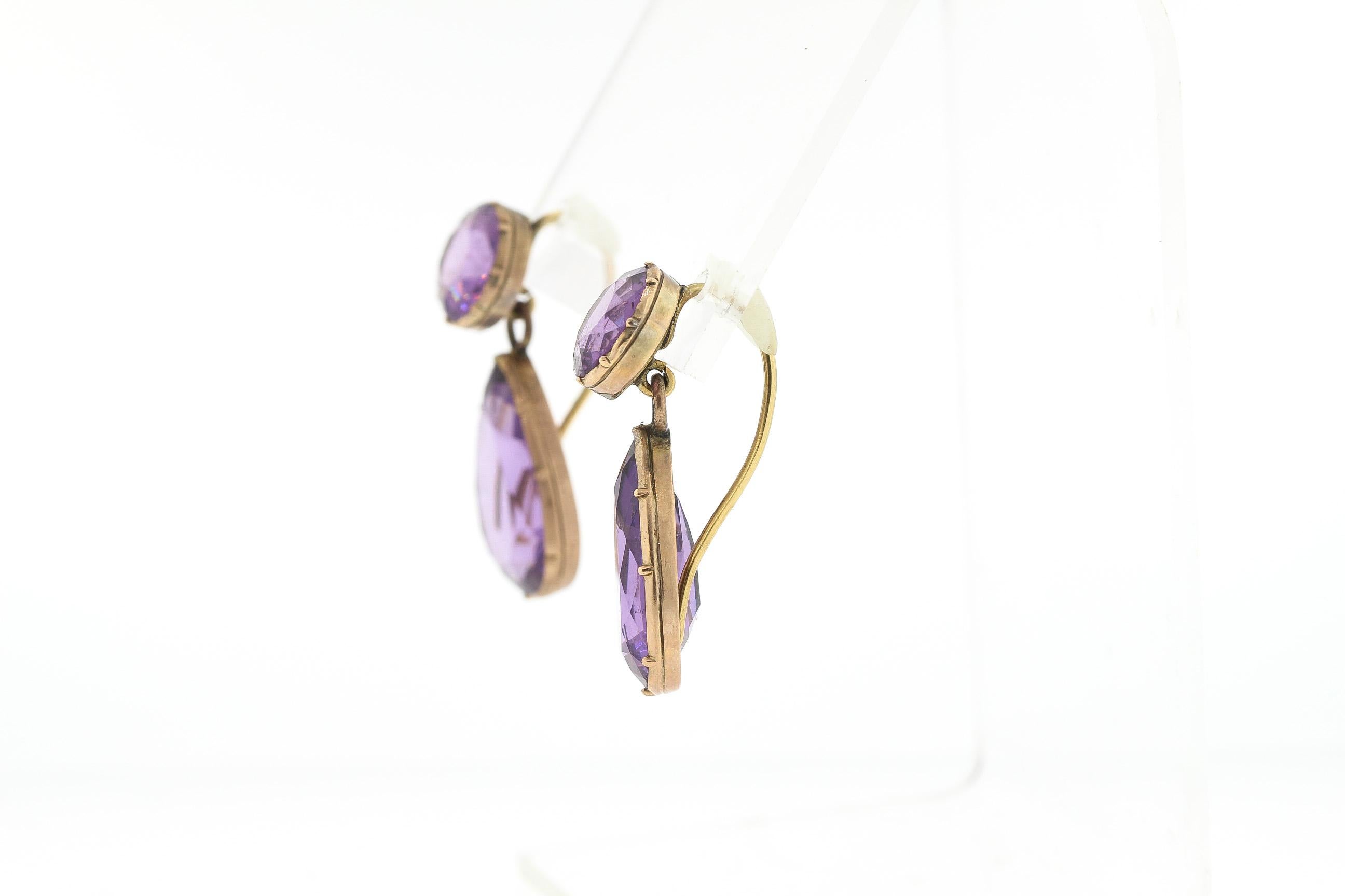 14 Karat Gold Amethyst-Tropfen-Ohrringe im Zustand „Gut“ in New York, NY