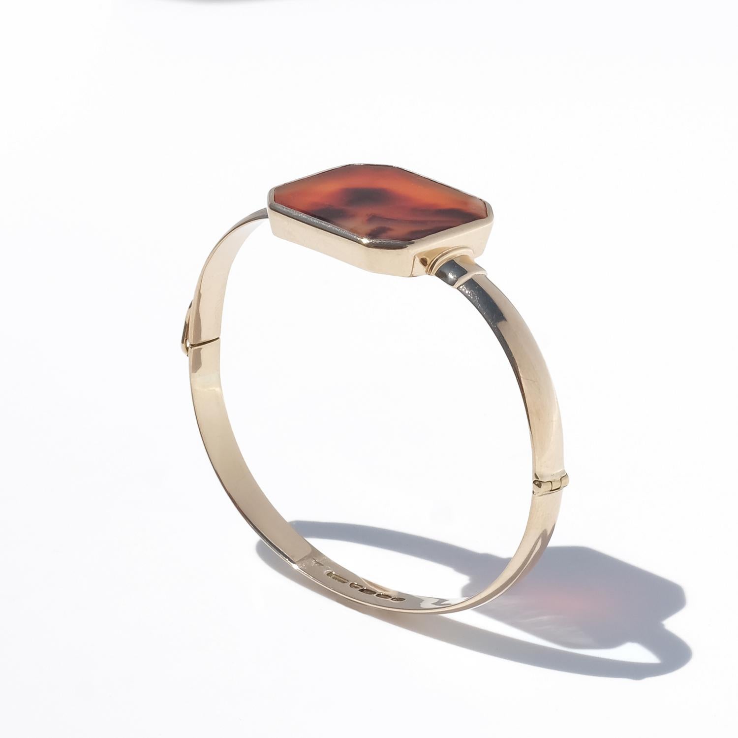 Vintage 14K Gold and Agate Fixed Bracelet by Bertel Wilhelm Nordström Made 1958 For Sale 3