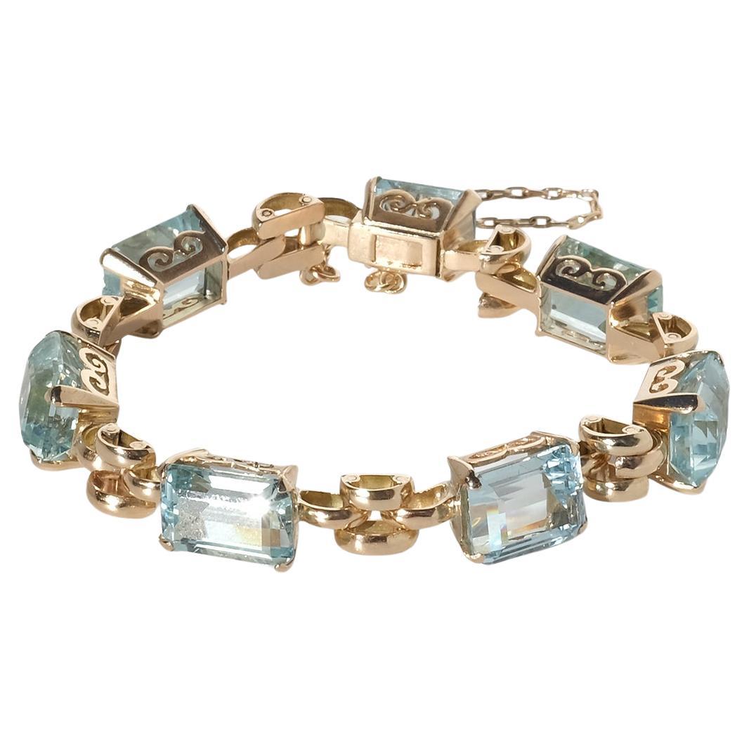 Vintage 14K Gold and Aquamarine Bracelet Made in the 1950s