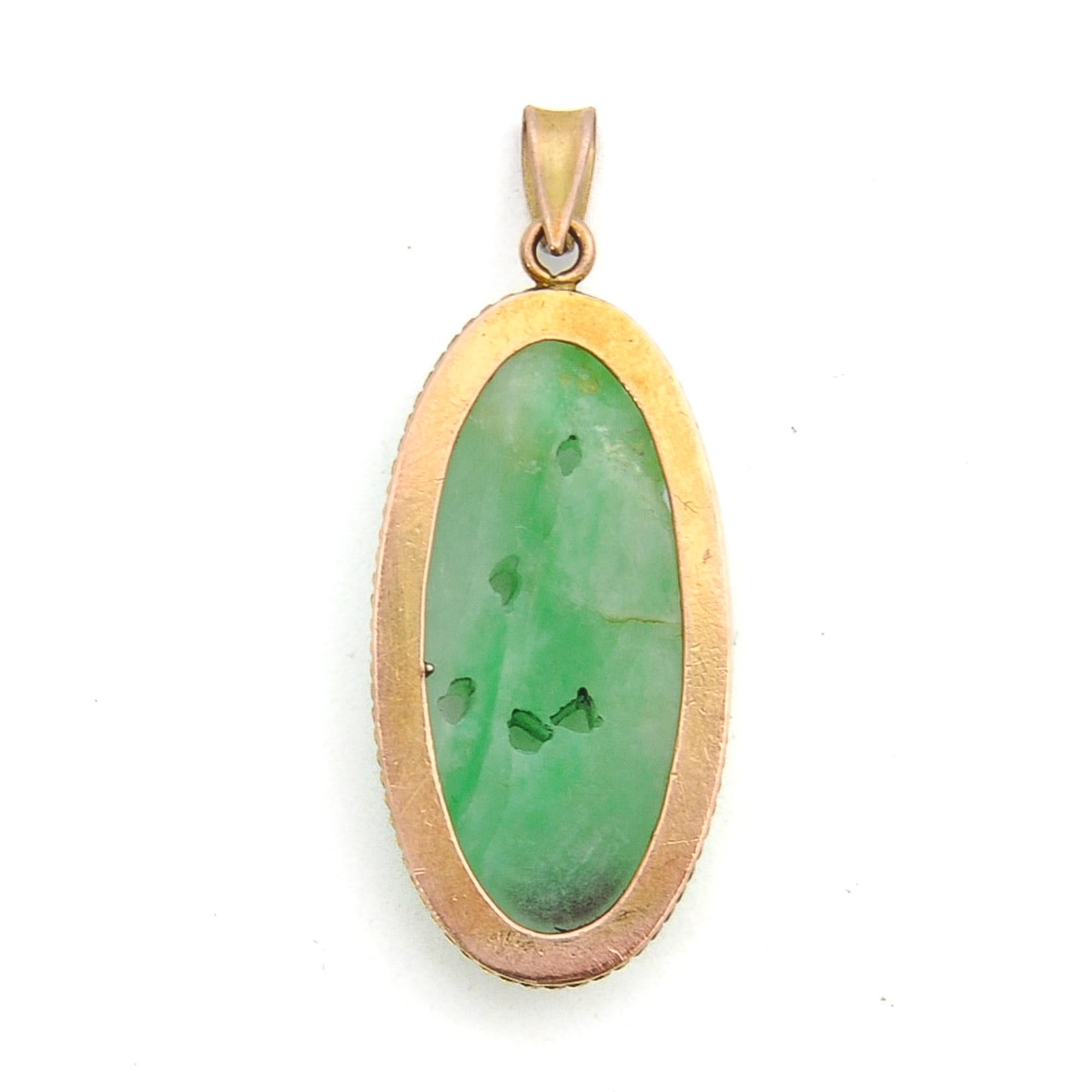 vintage jade pendant