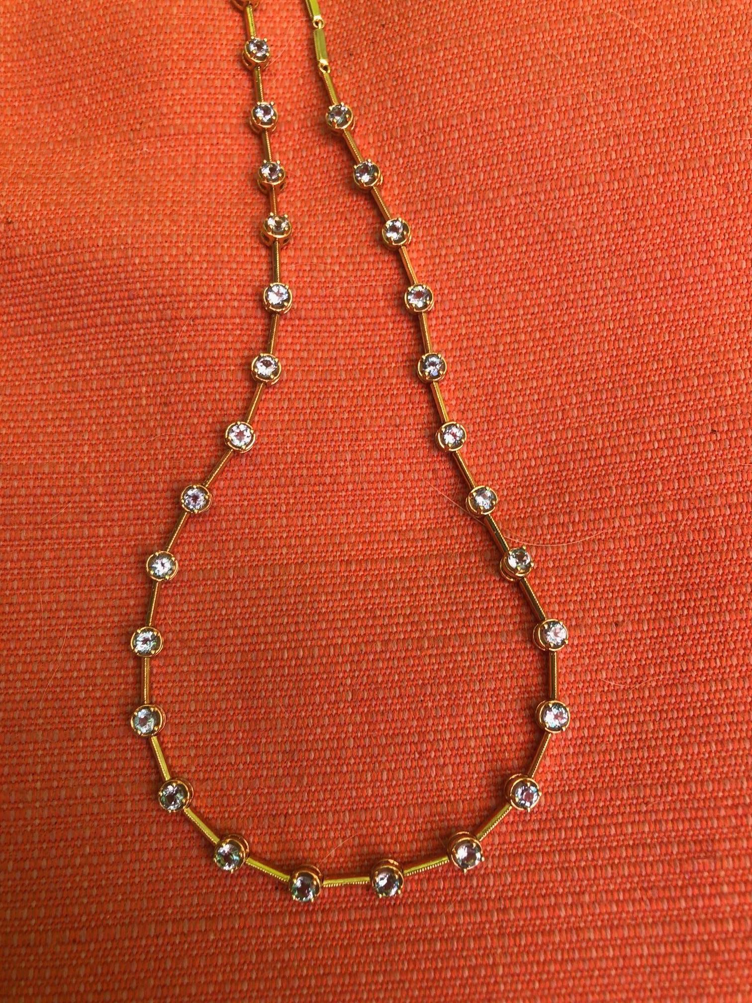 Vintage 14k Gold and Blue Topaz Bezel Set Station Necklace Chain In Good Condition For Sale In New York, NY