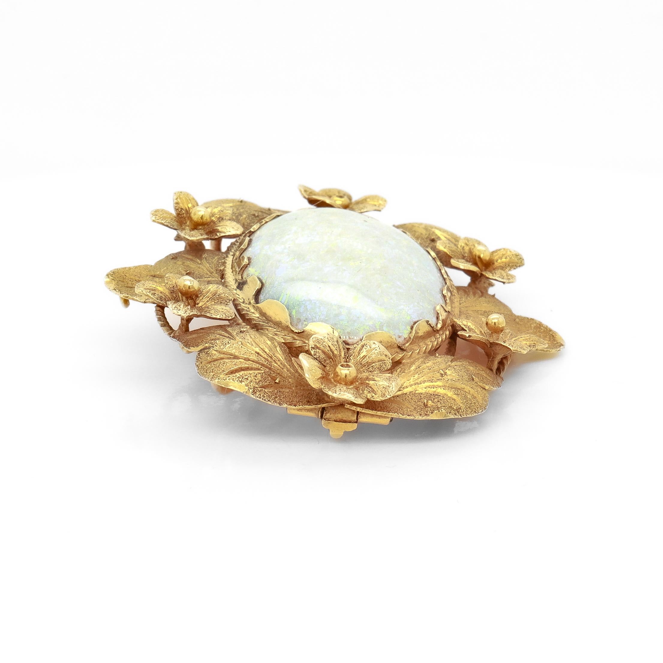 Vintage 14K Gold und Opal Cabochon Floral Brosche im Angebot 4