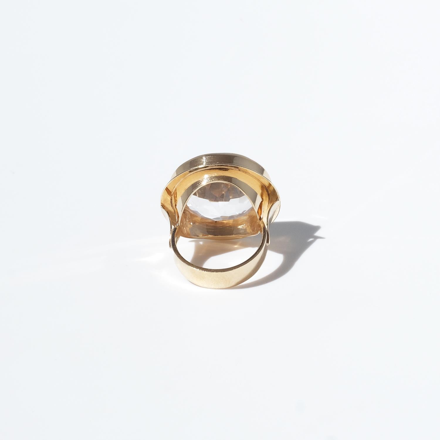 Taglio rotondo Anello d'oro 14K e cristallo di rocca vintage di Risto Kinanen del 1965 in vendita