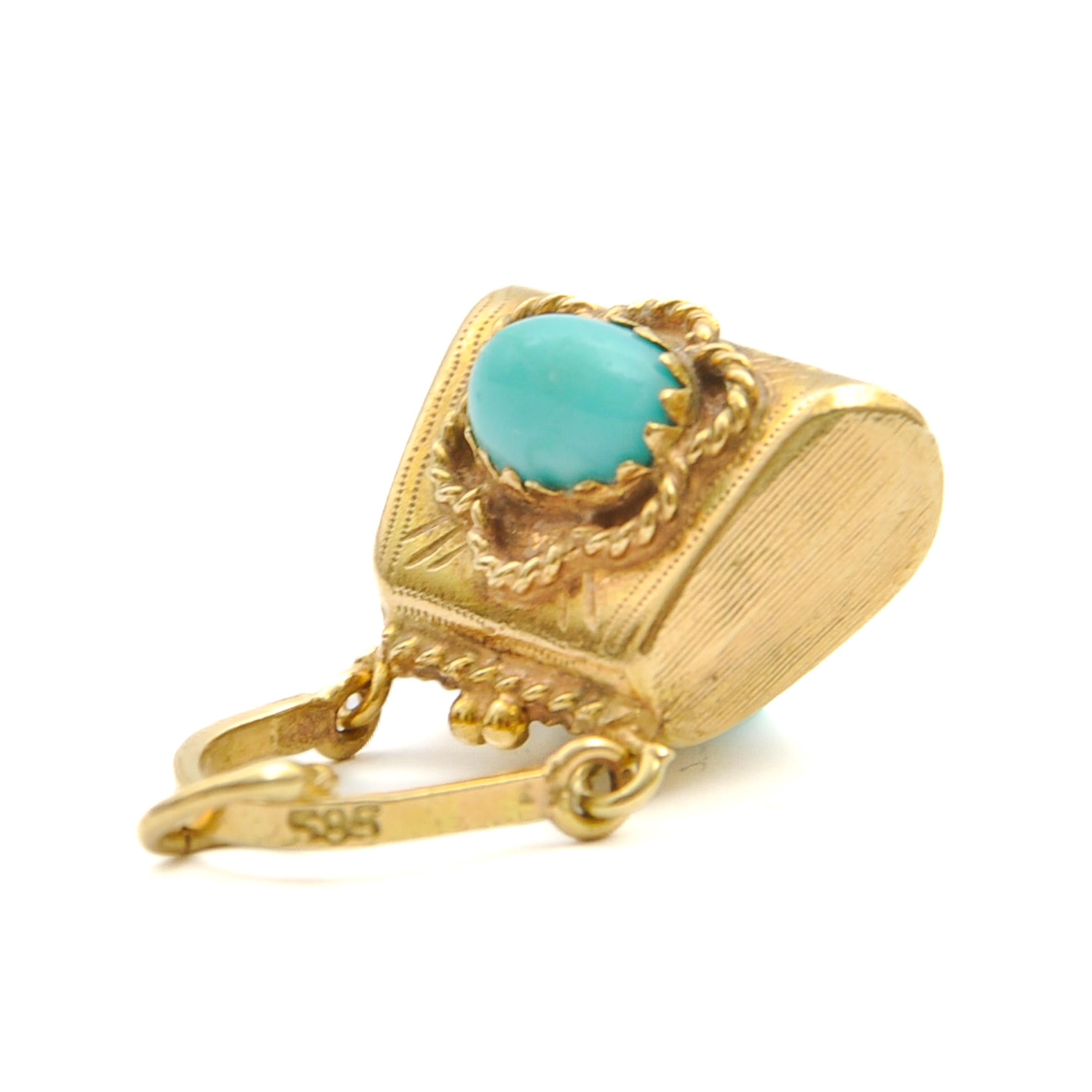 Vintage 14K Gold and Turquoise Purse Charm Pendant In Good Condition For Sale In Rotterdam, NL