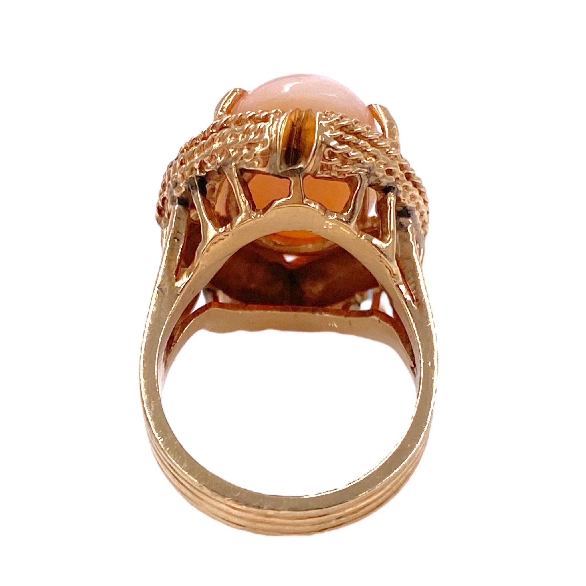 Cabochon Vintage 14K Gold Angel Skin Coral Ring For Sale