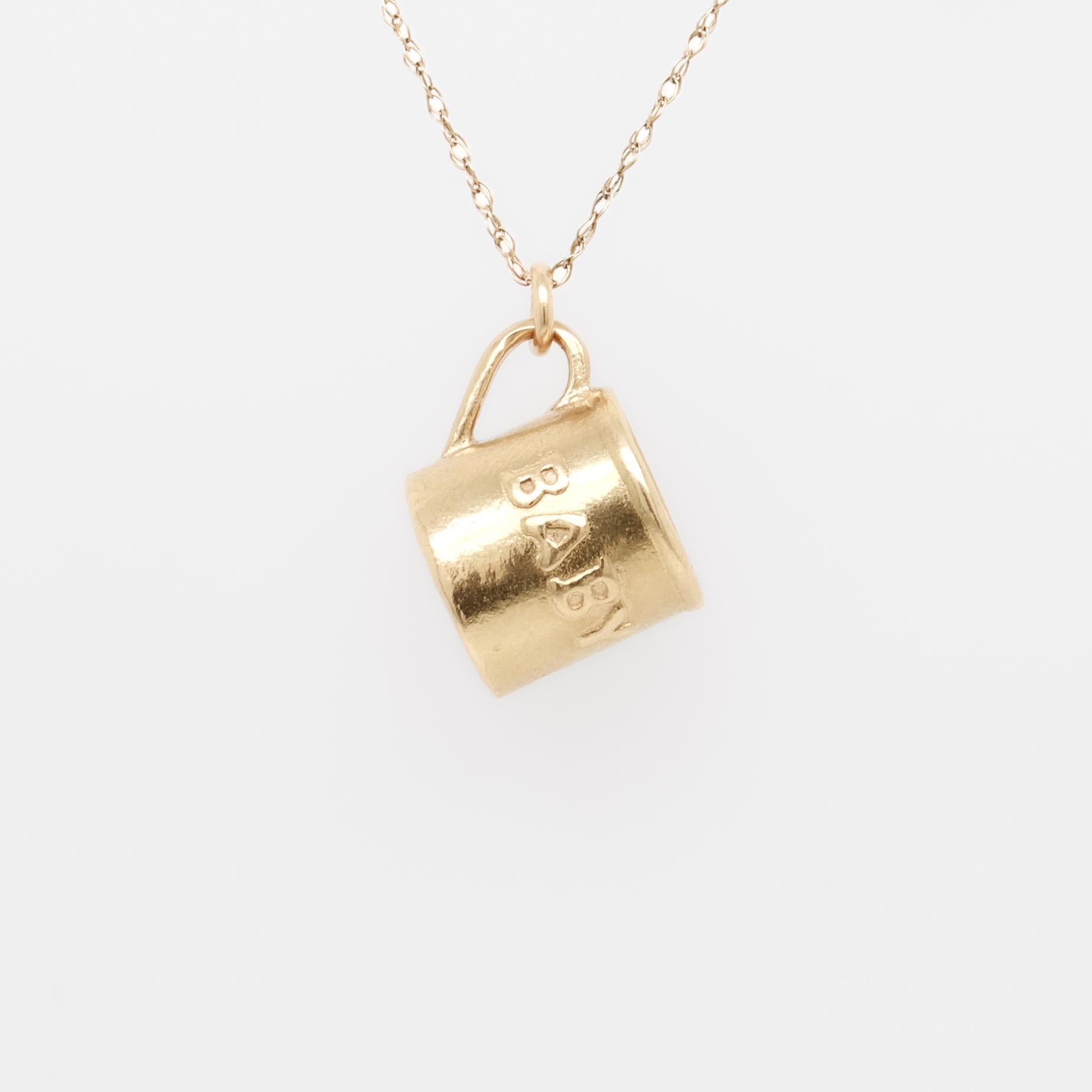 Vintage 14K Gold Baby Mug Charm for a Bracelet In Good Condition For Sale In Philadelphia, PA