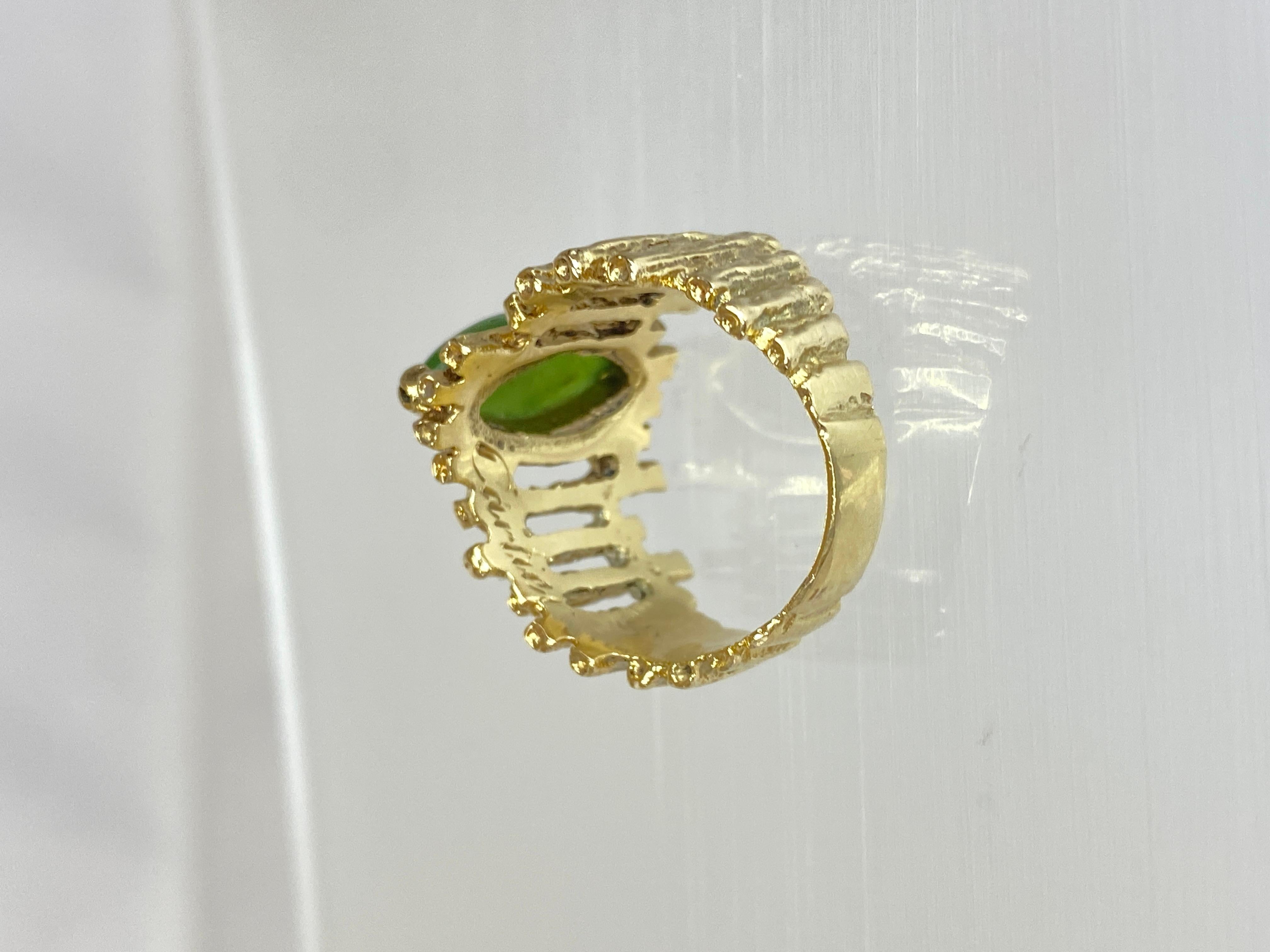 Women's or Men's Vintage 14K Gold Bamboo Nugget Modern Marquise Nephrite Green Jade Ring Sz 7.75 For Sale