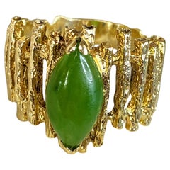 Vintage 14K Gold Bamboo Nugget Modern Marquise Nephrite Green Jade Ring Sz 7.75