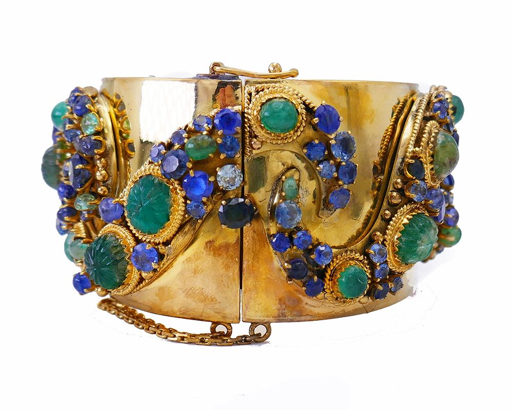 Women's Vintage 14k Gold Bangle Bracelet Emerald Sapphire For Sale