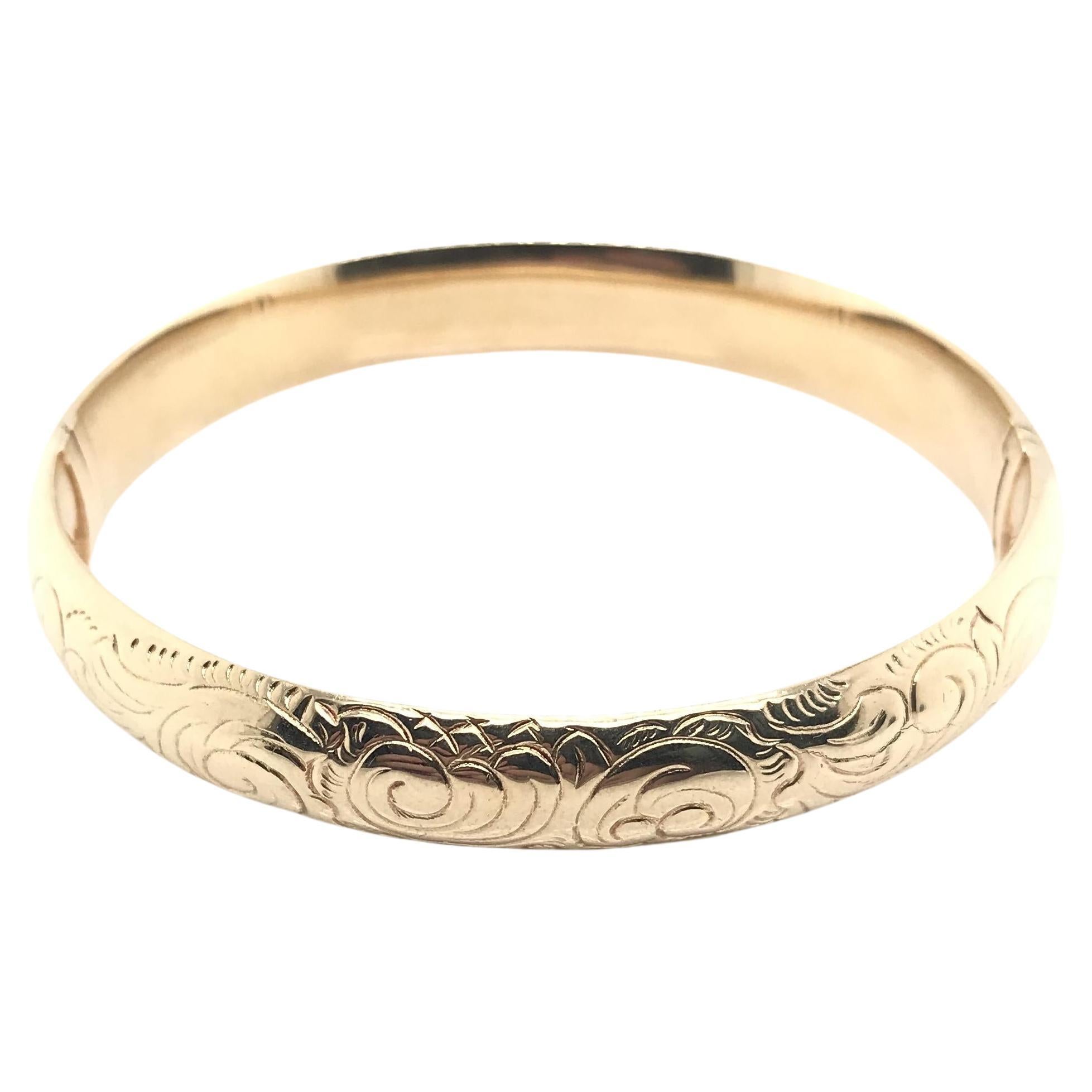 Vintage 14k Gold Bangle Bracelet For Sale