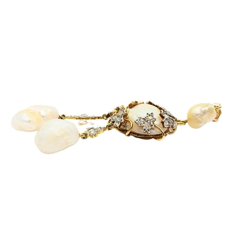 Pendientes Colgantes Barrocos de Oro 14k Perla Diamante en venta 1