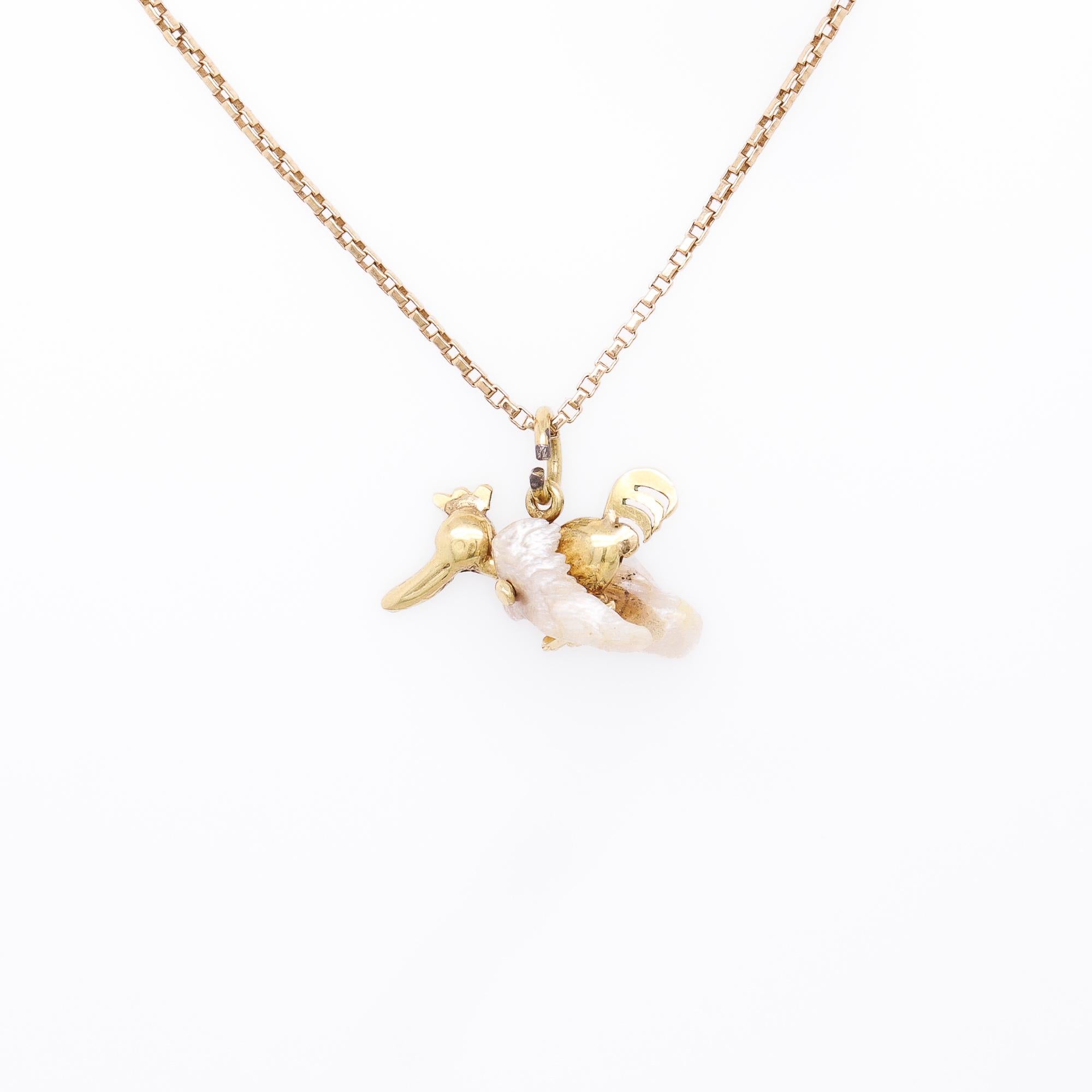 Vintage 14K Gold & Baroque Pearl Figural Duck Charm for a Bracelet Pour femmes en vente
