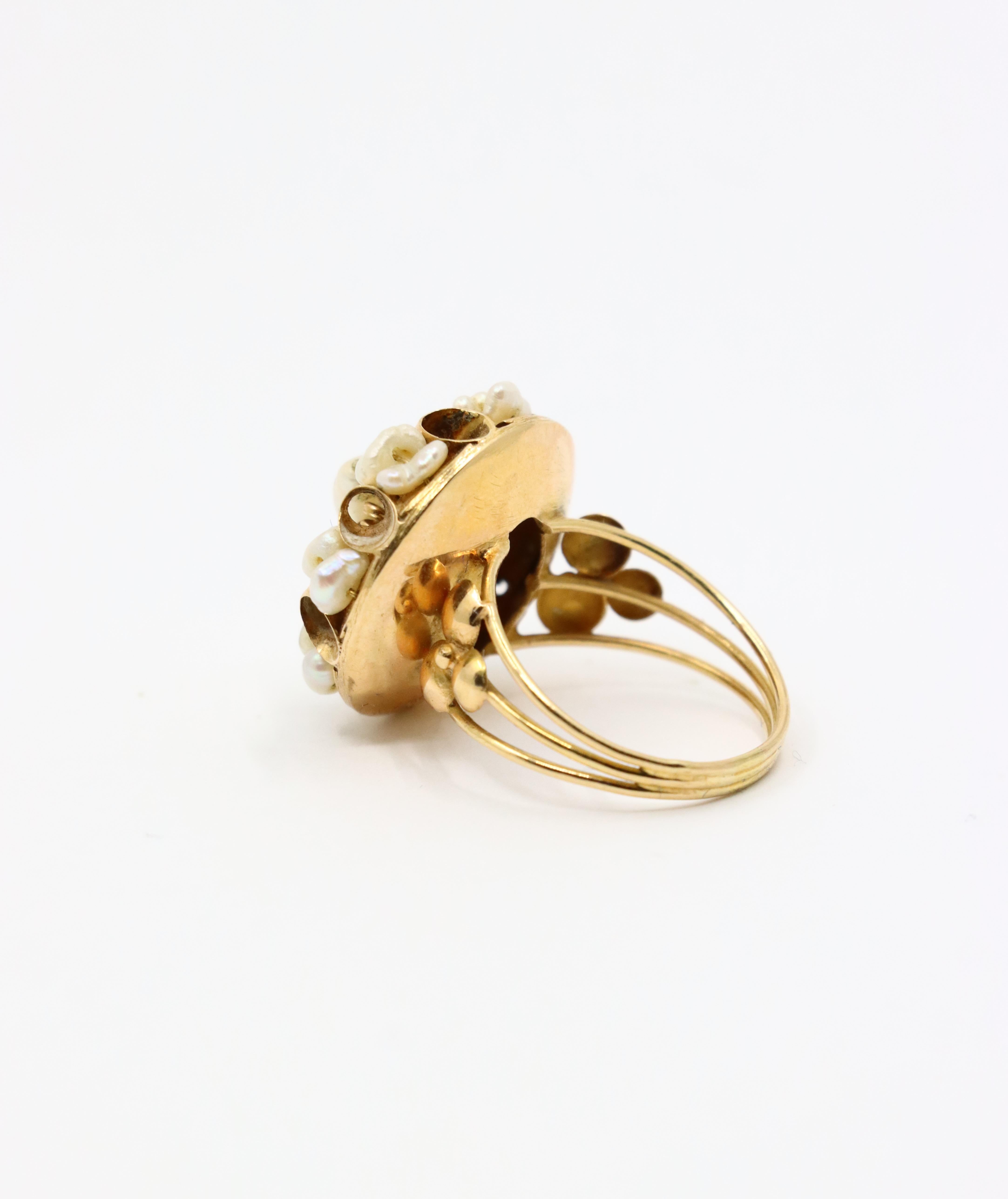 Anello di perle barocche in oro 14K vintage in vendita 1