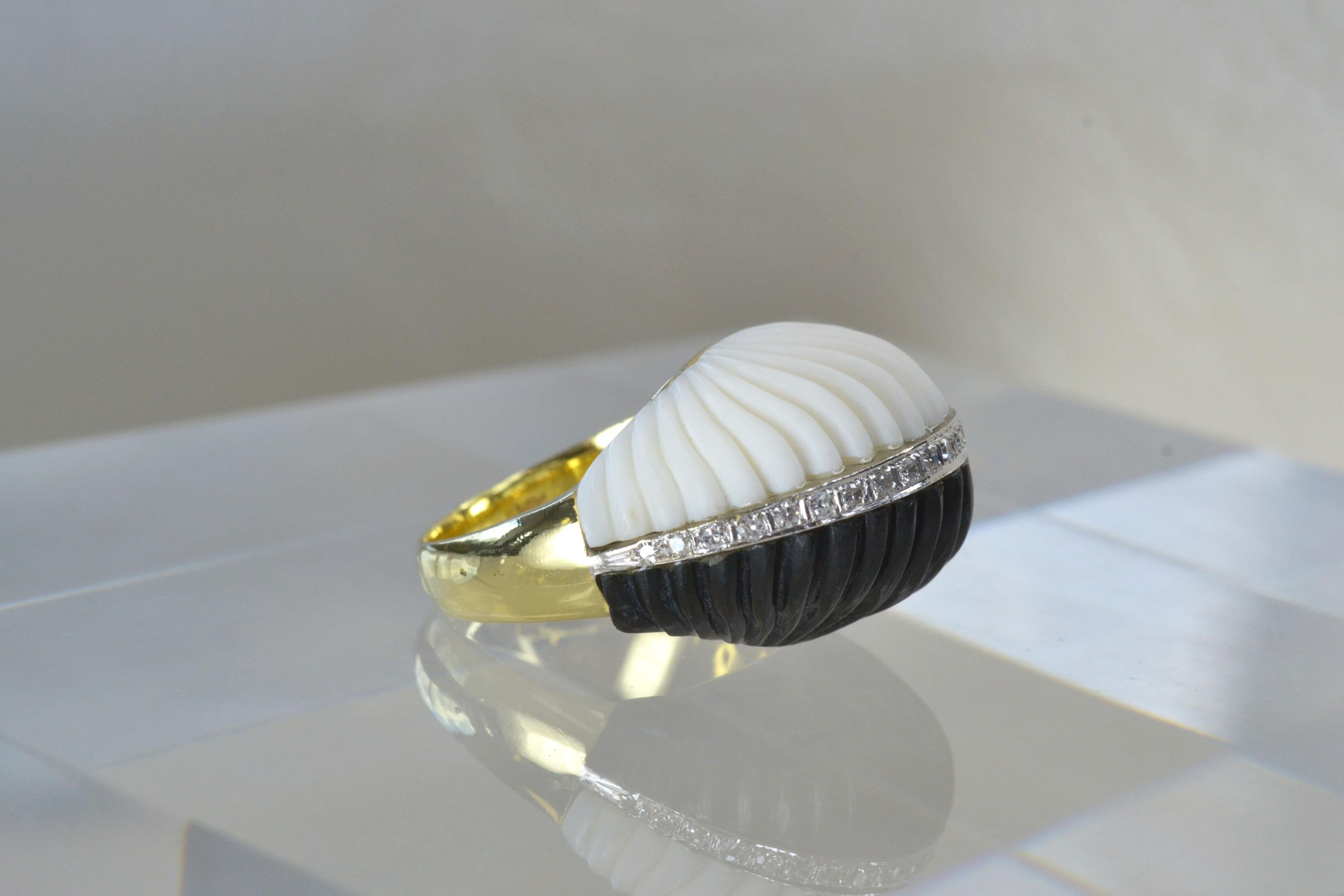 Women's or Men's Vintage 14k Gold Black & White Onyx Scalloped Ring with Diamonds, One-of-a-kind For Sale