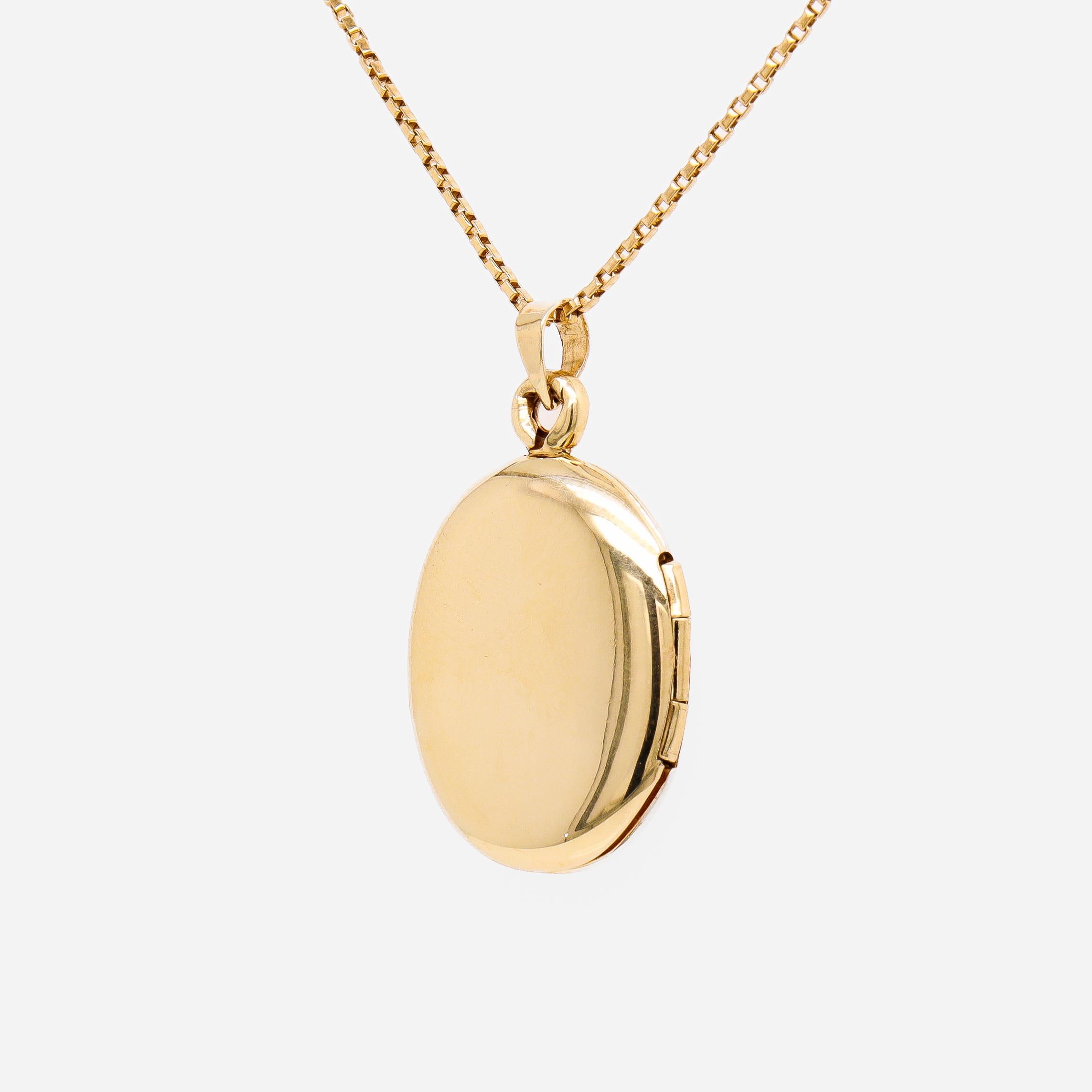 Pendentif ou breloque vintage en or 14K Brite-Cut Locket en vente 5