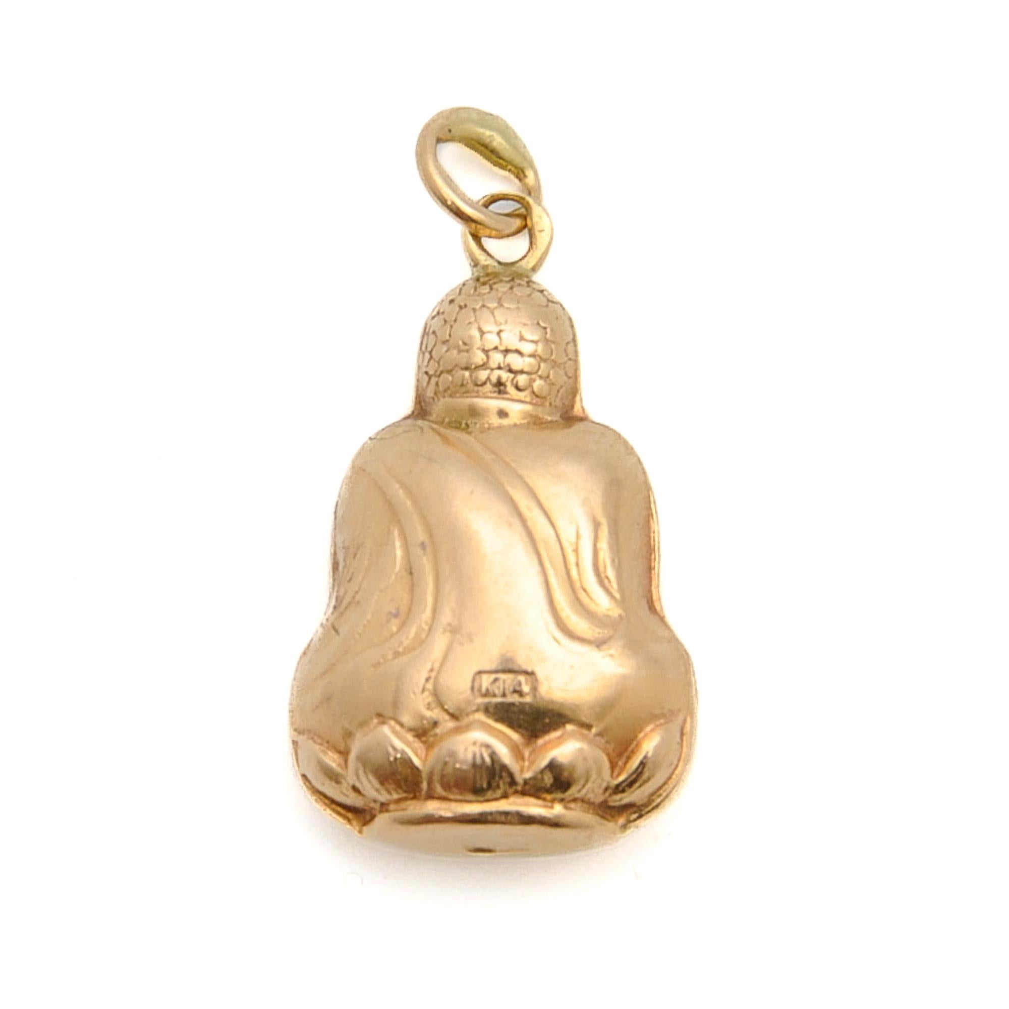 Vintage 14 Karat Gold Seated Buddha Charm Pendant In Good Condition In Rotterdam, NL