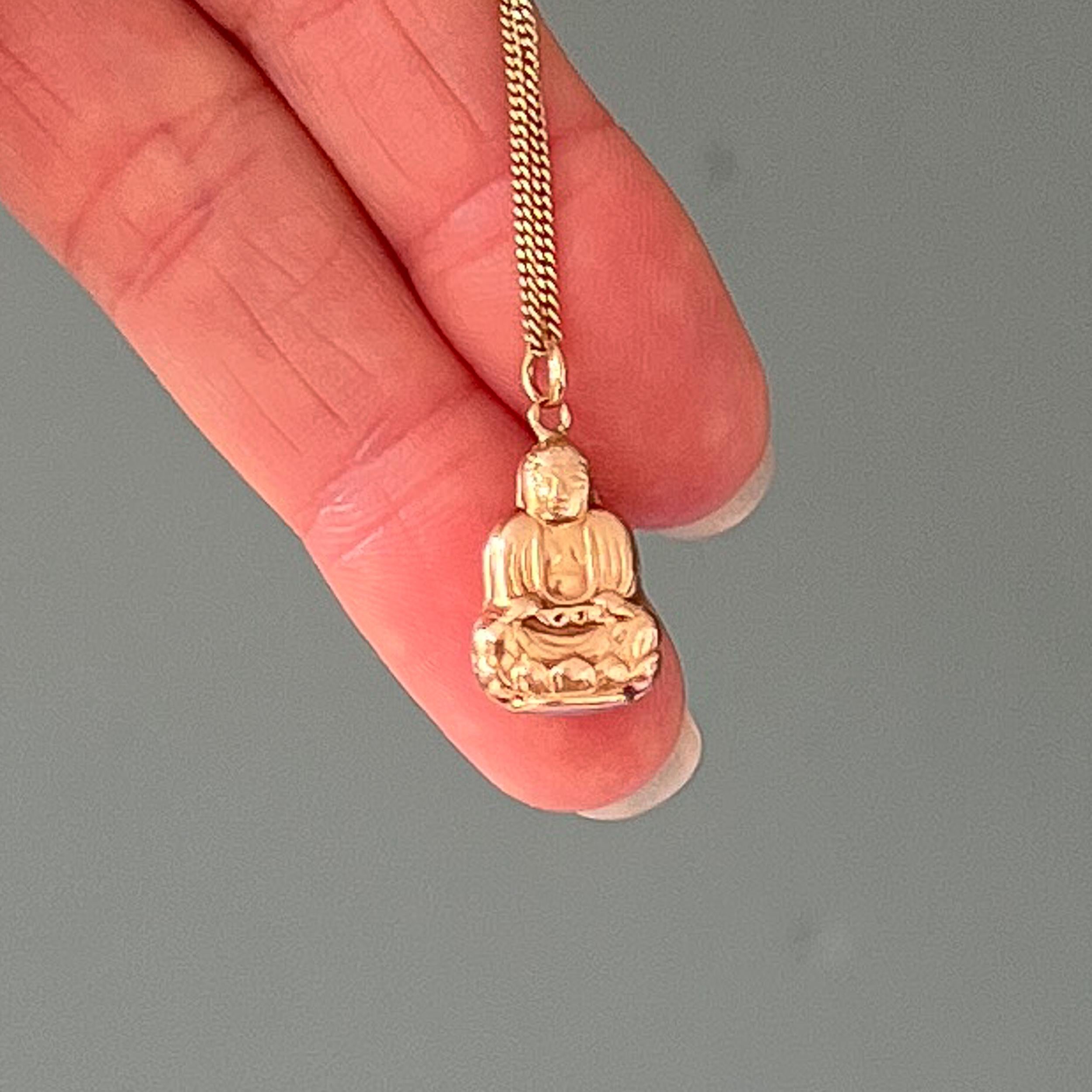 vintage buddha pendant