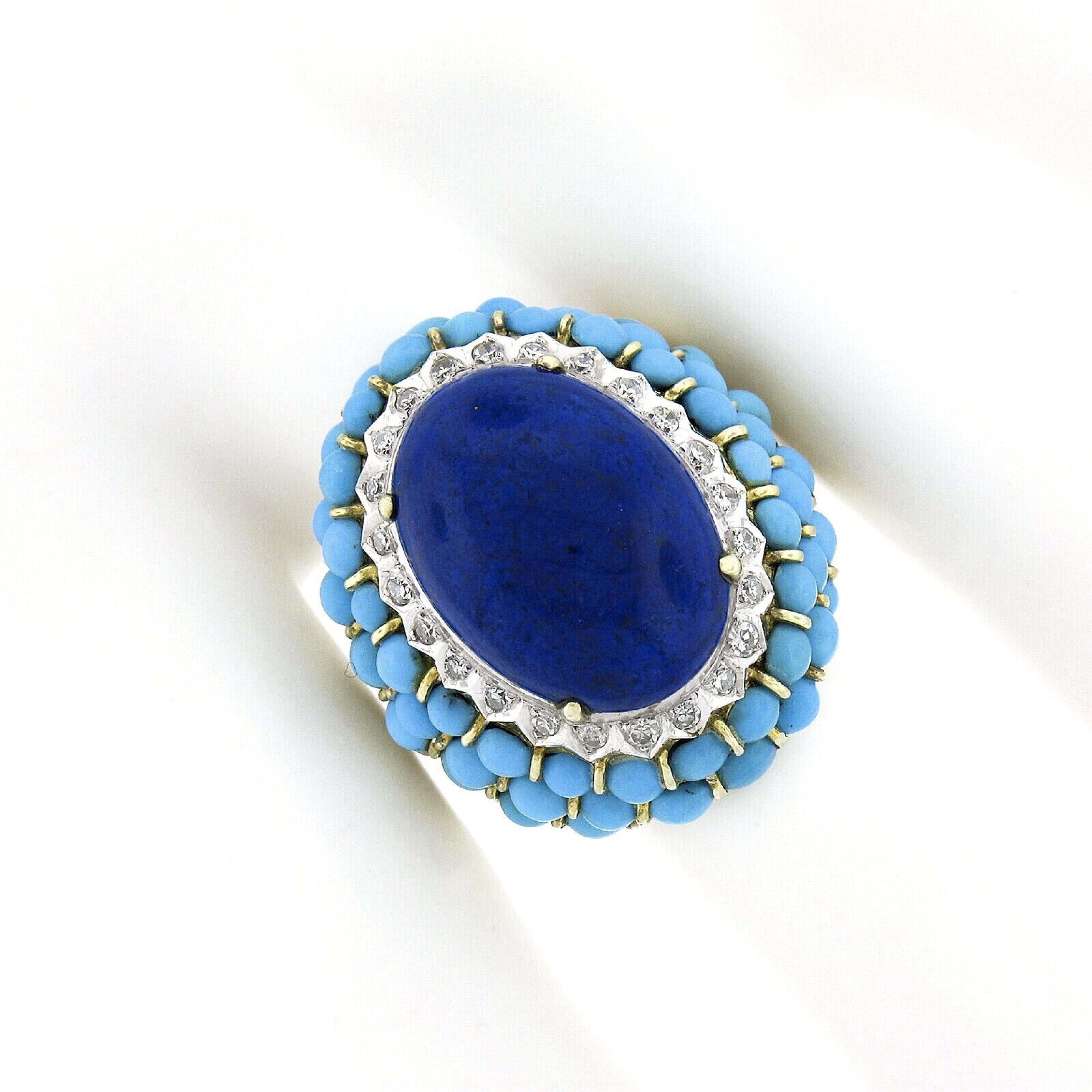 Taille ovale Bague cocktail vintage texturée en or 14 carats avec cabochon de lapis, turquoise, perle et diamant en vente