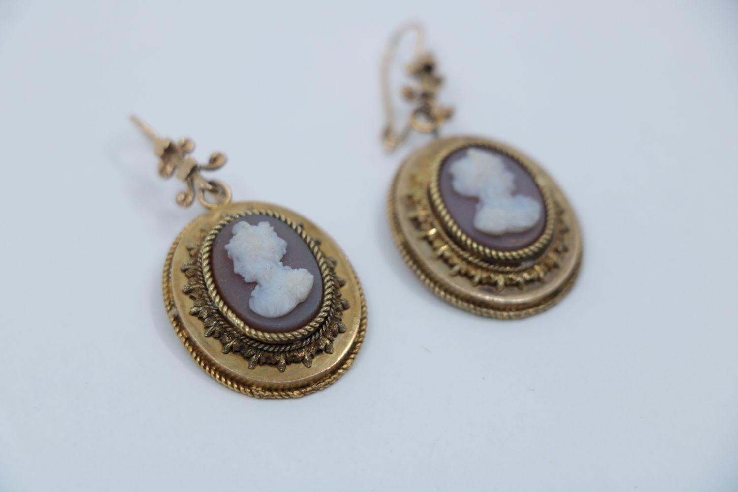 Vintage 14K Gold Cameo Earrings For Sale 1