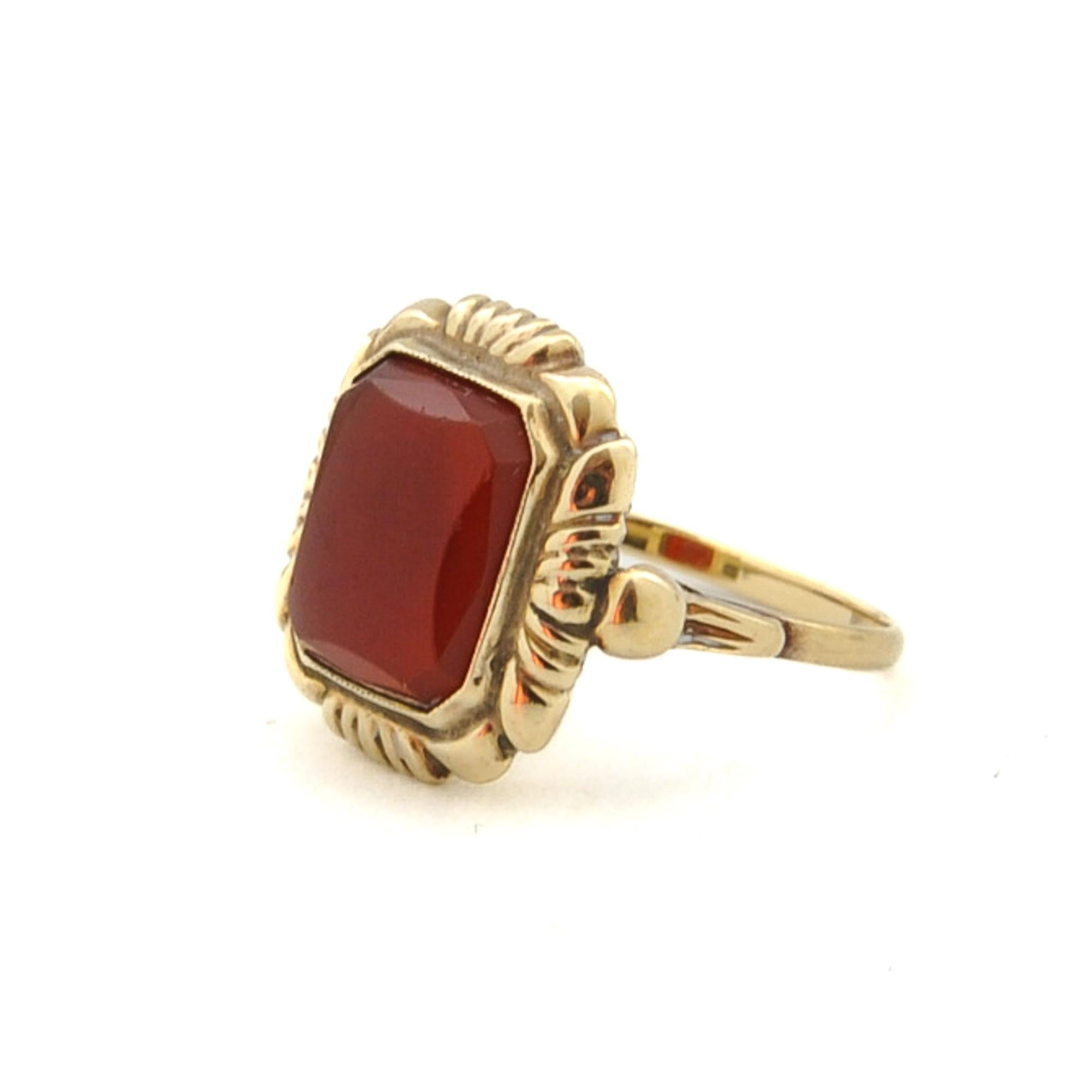 Vintage 14K Gold Karneol Quadratischer Ring im Zustand „Gut“ in Rotterdam, NL