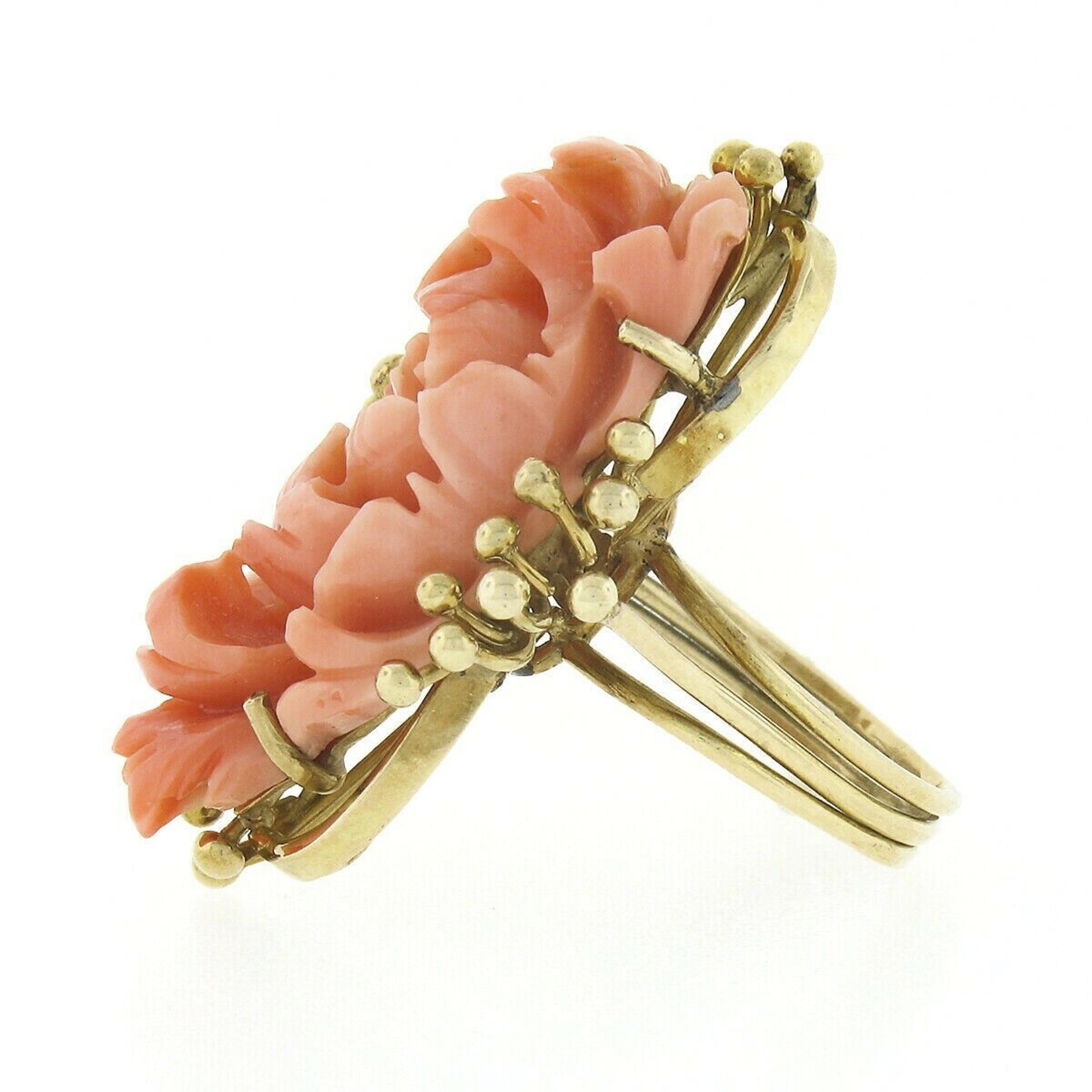 Vintage 14k Gold Carved Flower Elongated Coral Hand Wire Bead Work Dinner Ring In Good Condition For Sale In Montclair, NJ