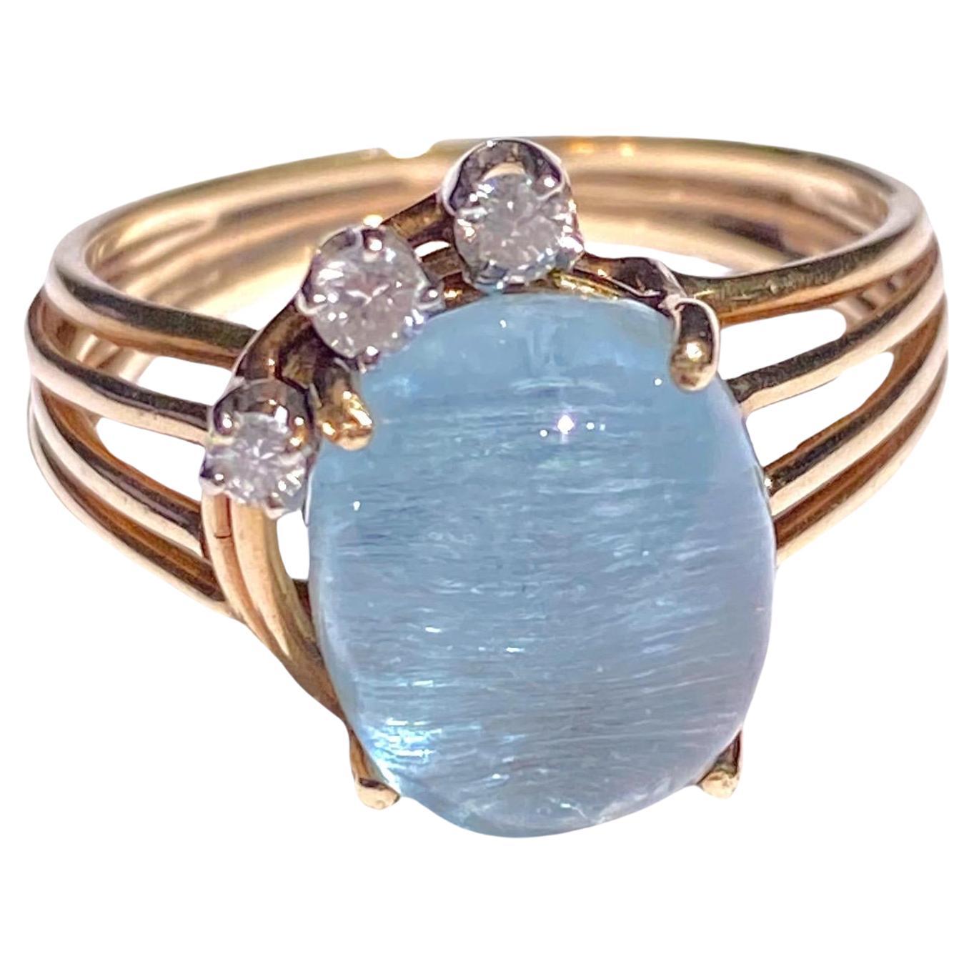 Vintage 14K Gold Cat's Eye Aquamarine and Diamond Ring For Sale