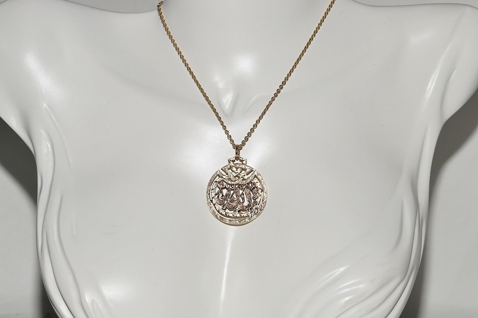 In very good condition.
Total weight is 11.8 grams.
Totally is diamond 0.25 ct.
The diamond is has J-K-L-M-N color and s2-s3-Pique1-2-3 clarity.
Total lenght is chain 45 cm.
Please contact for any questions.