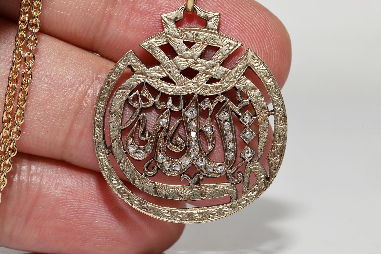 Women's Vintage 14k Gold Circa 1960s  Rose Cut Diamond  Allah Written Pendant Necklace For Sale