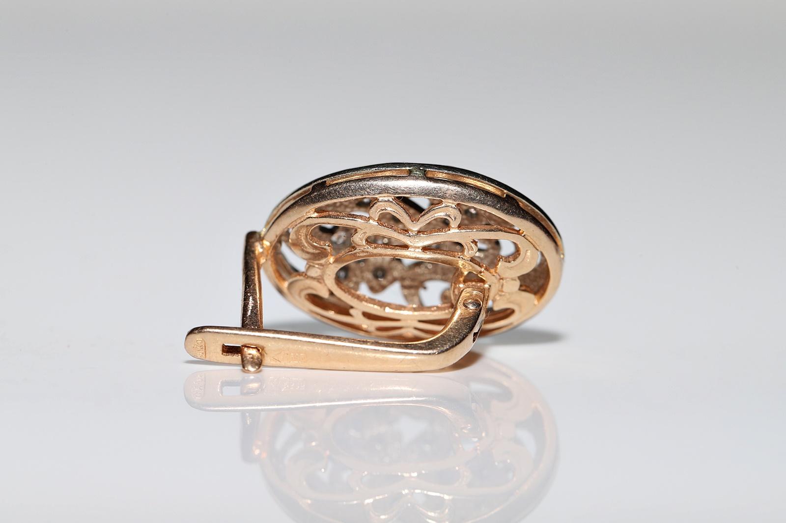 Vintage 14k Gold Circa 1960er Jahre Natürlicher Diamant-Ohrring mit Dekoration im Angebot 1