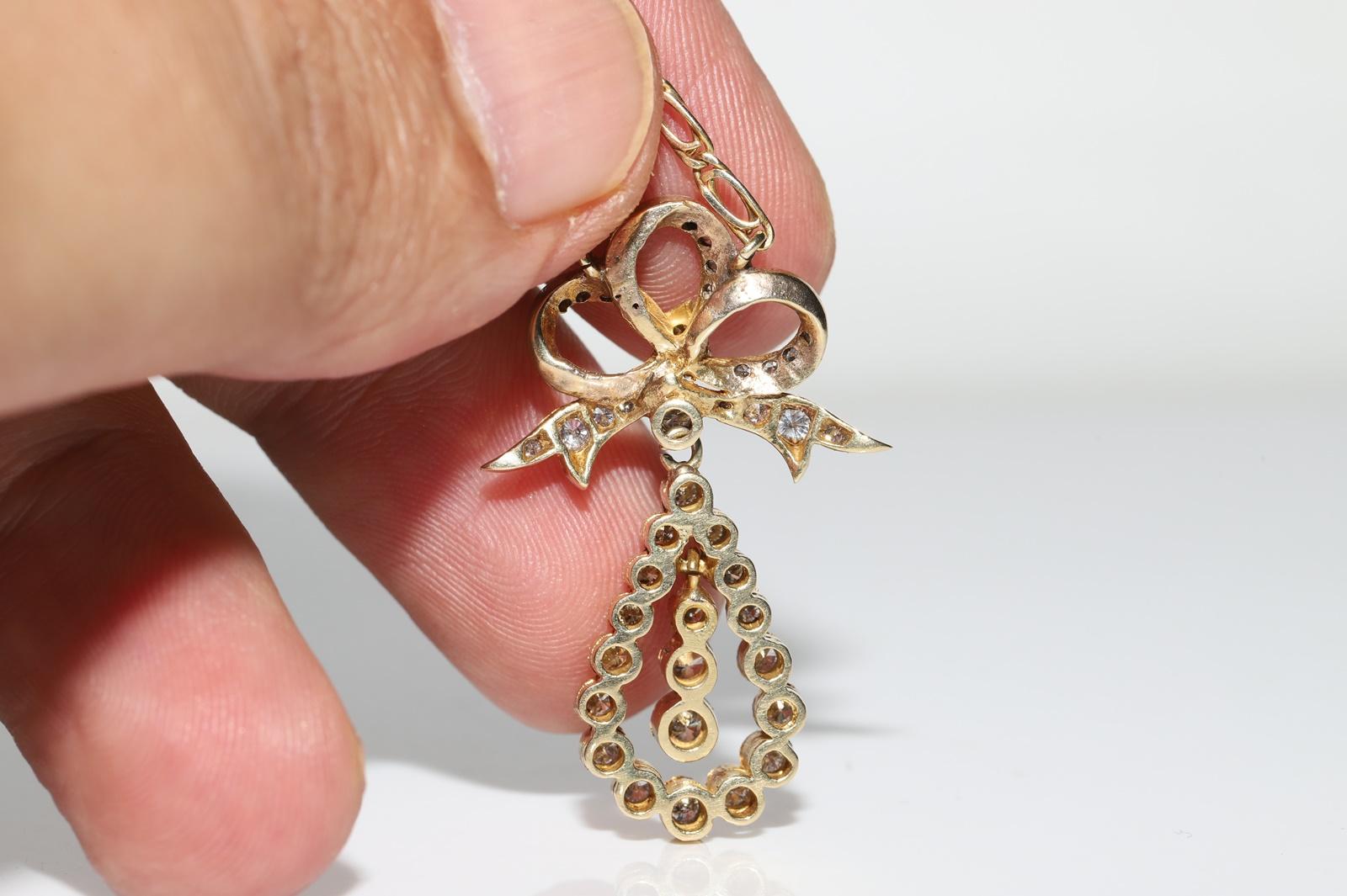 Vintage 14k Gold Circa 1970er Jahre Natürlicher Diamant Dekorierte Amulet Halskette  im Angebot 6