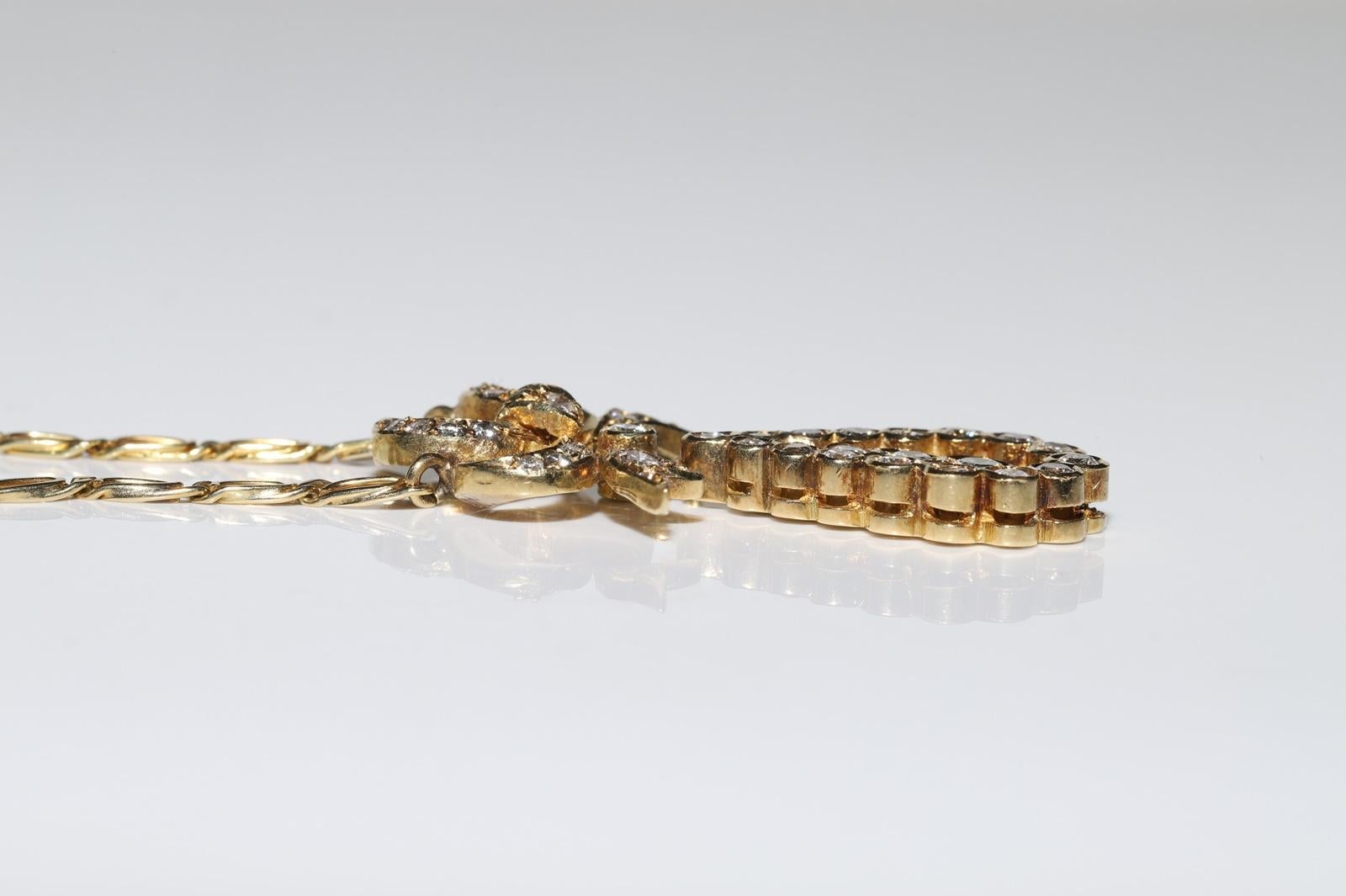 Vintage 14k Gold Circa 1970er Jahre Natürlicher Diamant Dekorierte Amulet Halskette im Angebot 2