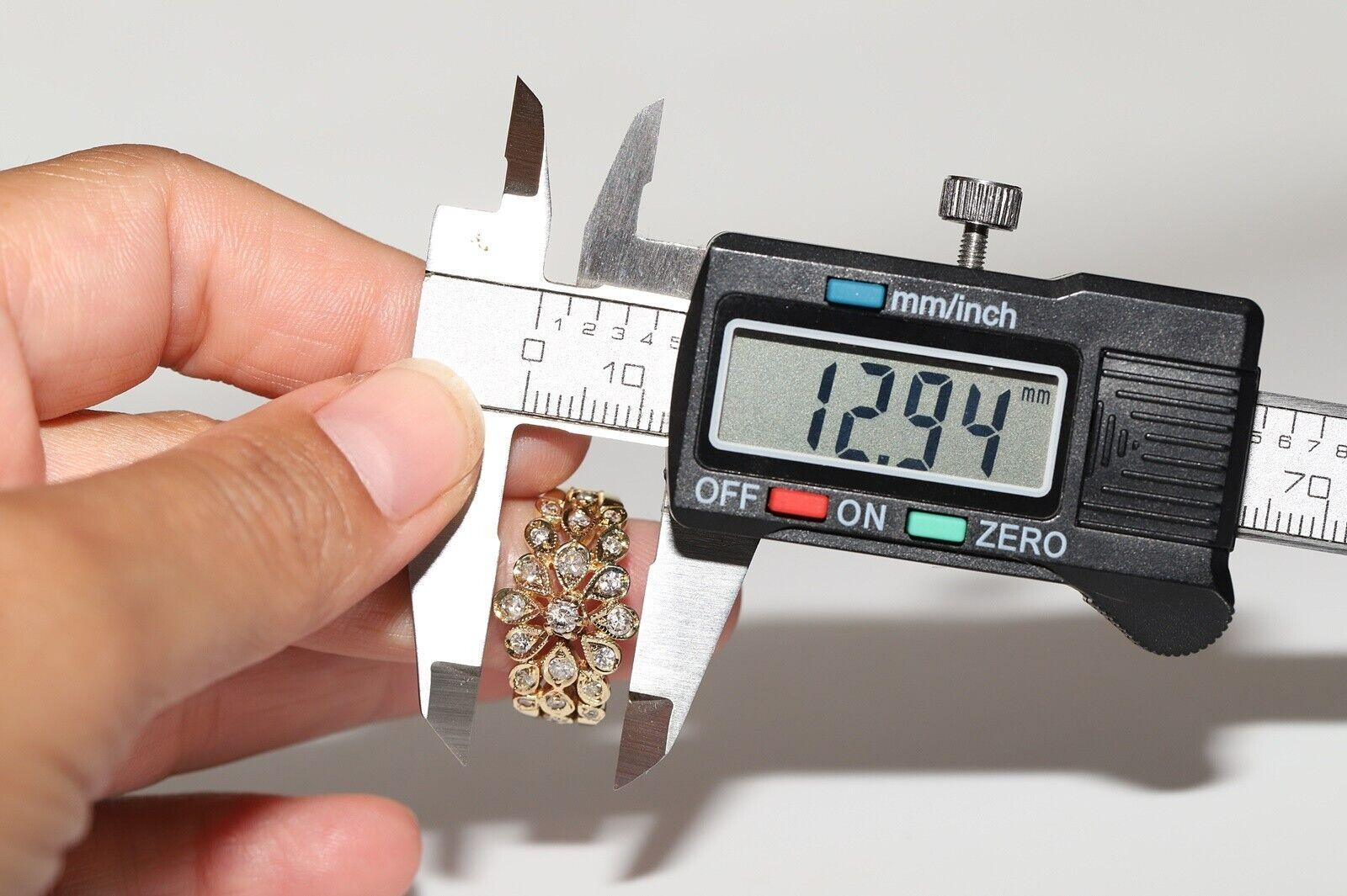 Anello d'oro 14k d'epoca, circa anni '80, con diamanti naturali decorati in vendita 4