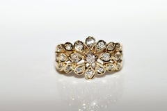Vintage 14k Gold Circa 1980s Natural Diamond Decorated Pretty Ring