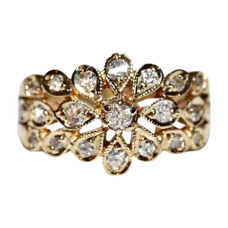 Anello d
oro 14k d
epoca, circa anni
80, con diamanti naturali decorati