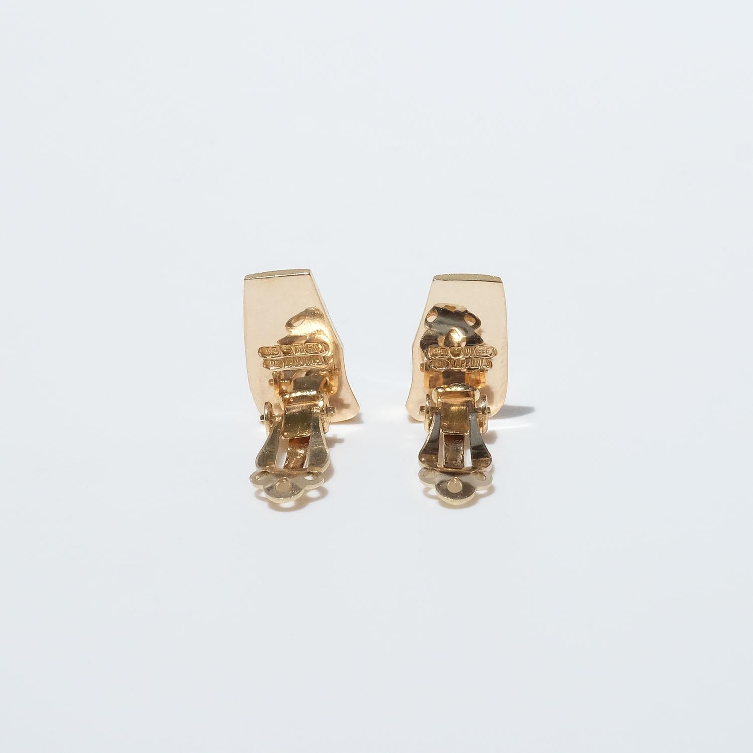 Women's Vintage 14k Gold Clip-On Earrings “Episode” by Björn Weckström, Made, 1991 For Sale