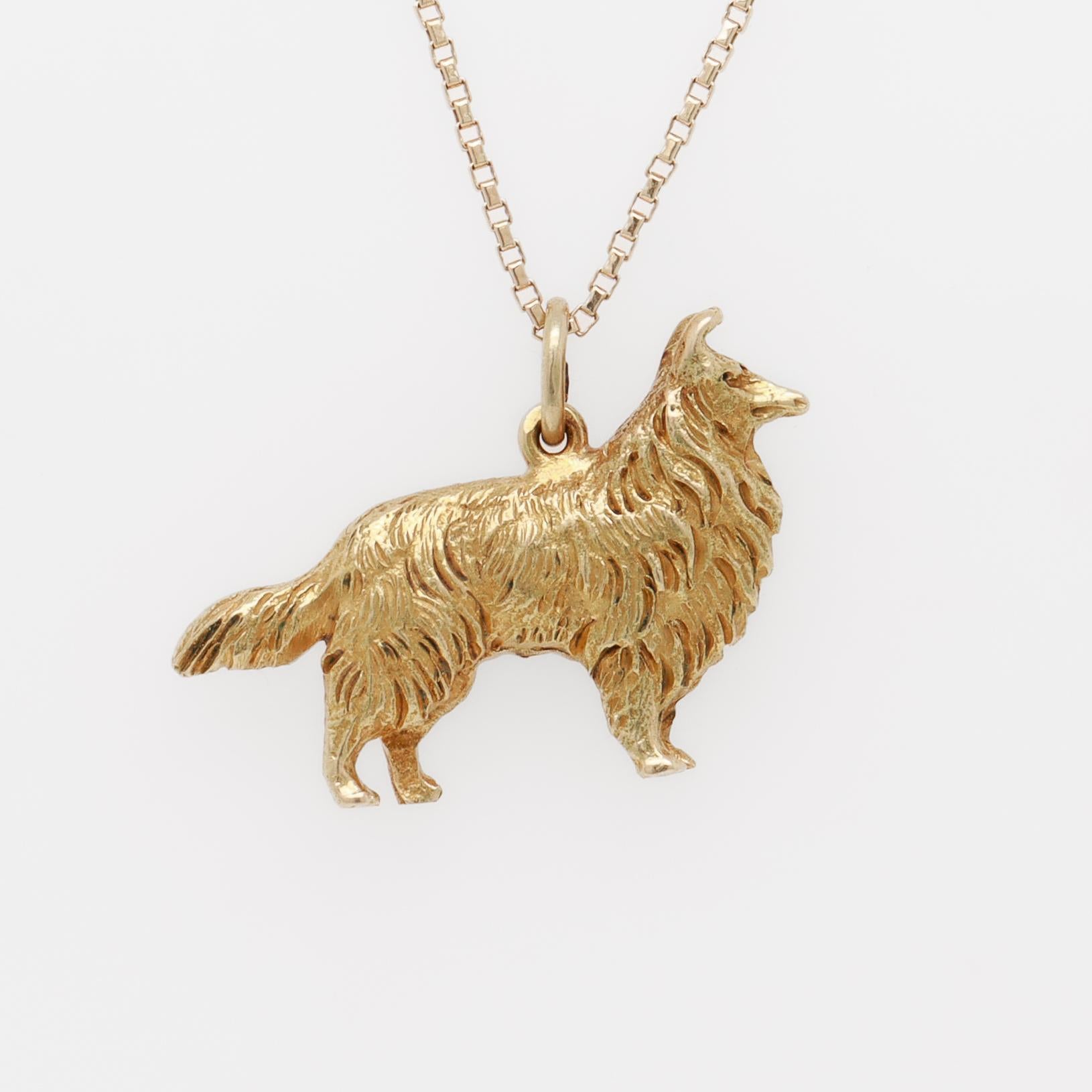 Women's Vintage 14K Gold Collie or Sheepdog Charm for a Bracelet For Sale
