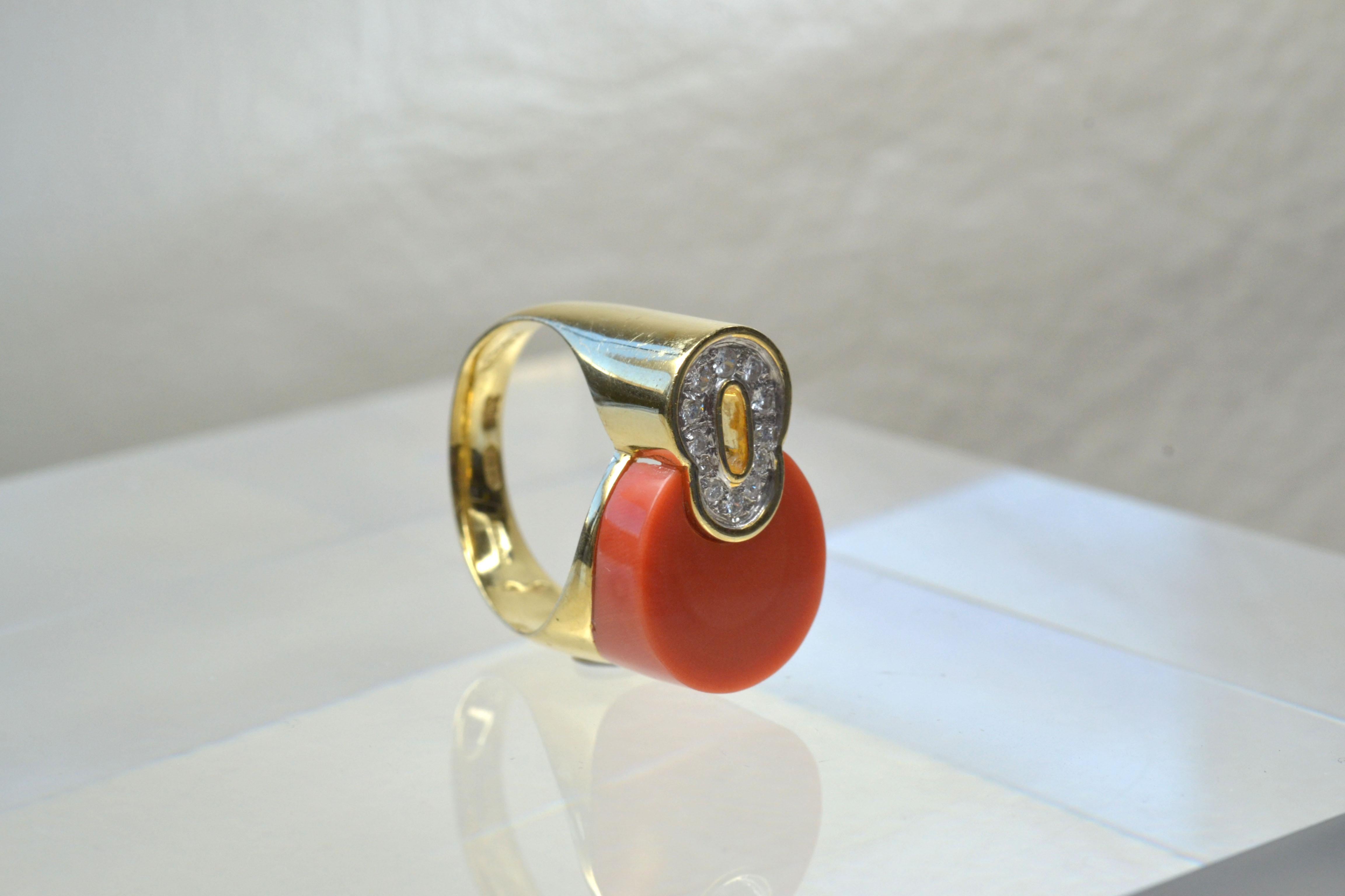 Round Cut Vintage 14k Gold Coral and White Diamond Ring One-of-a-kind For Sale