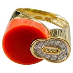 Einzigartiger Ring aus 14 Karat Gold mit Koralle und weißen Diamanten