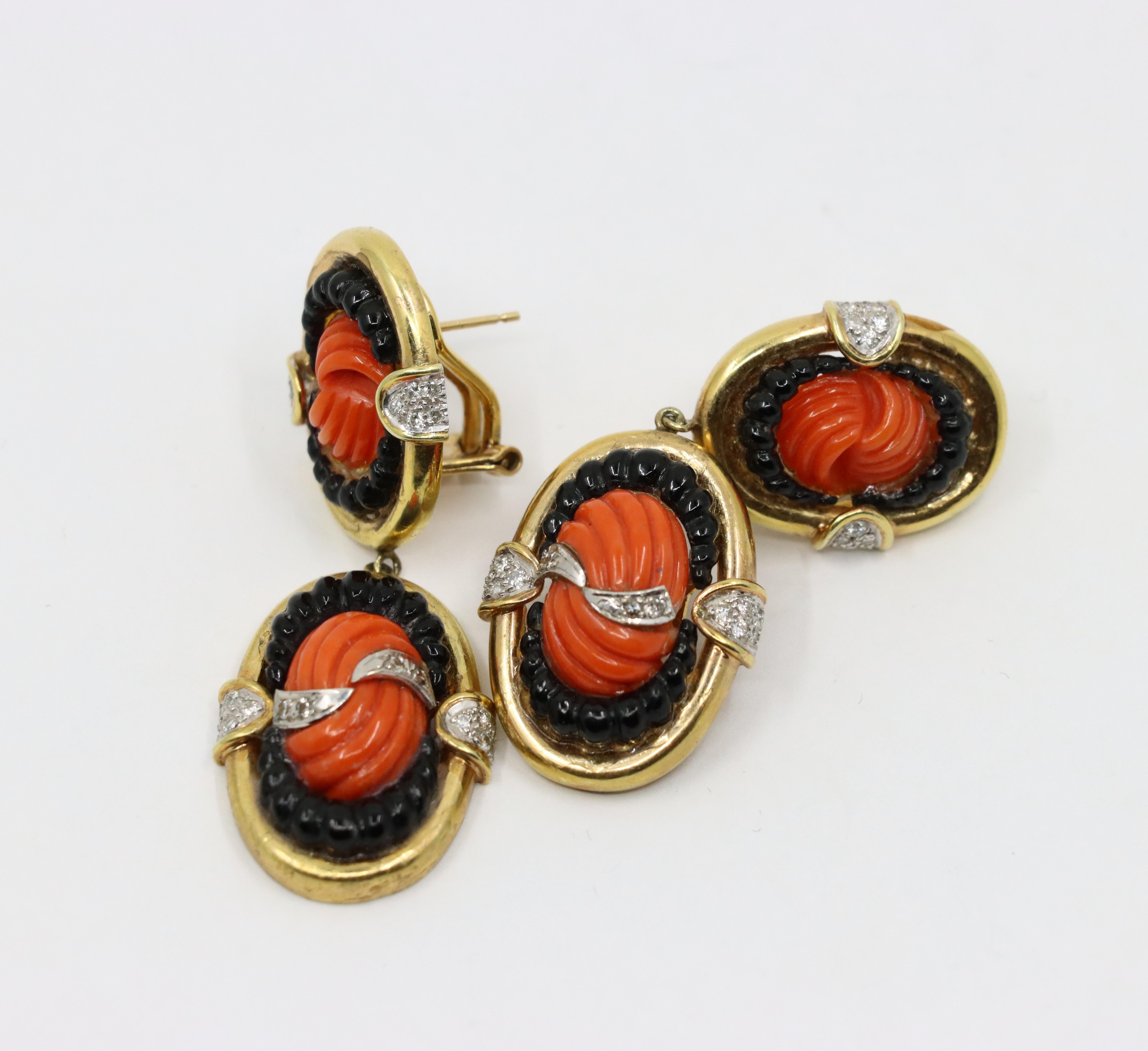 Ohrring aus 14 Karat Gold Koralle Onyx Diamant im Angebot 6