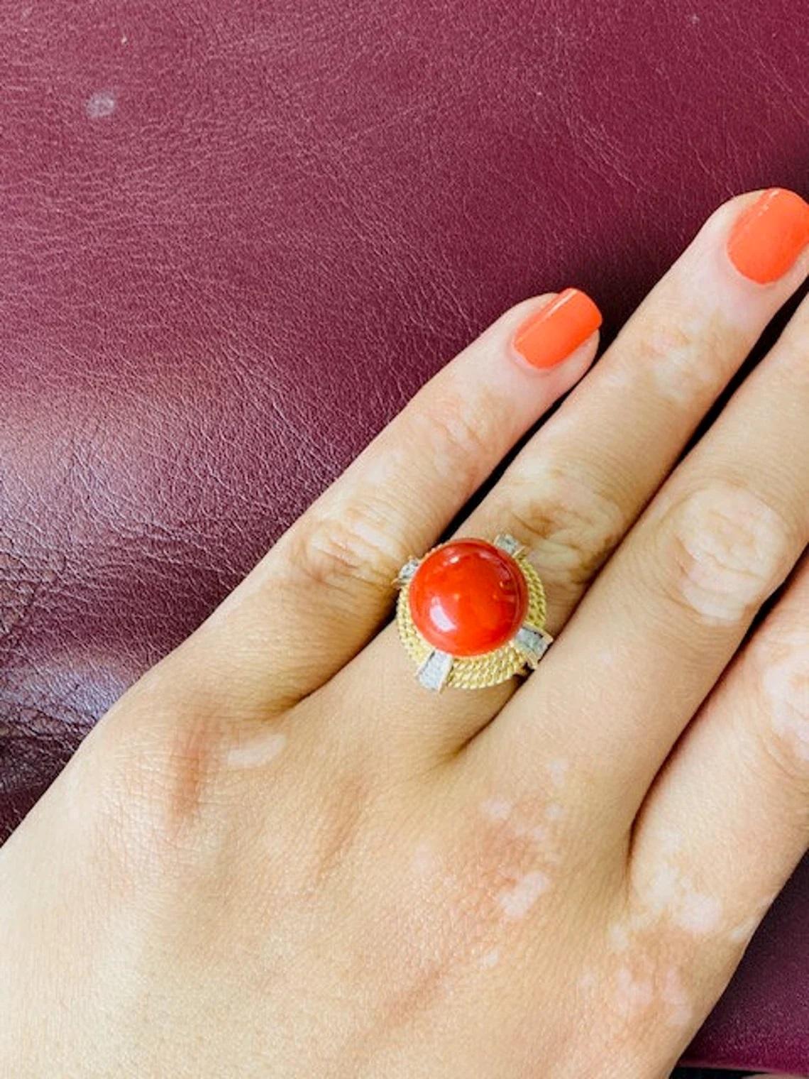 Vintage 14k Gold Coral Sphere Ring with White Diamonds, One-of-a-kind In Good Condition For Sale In London, GB