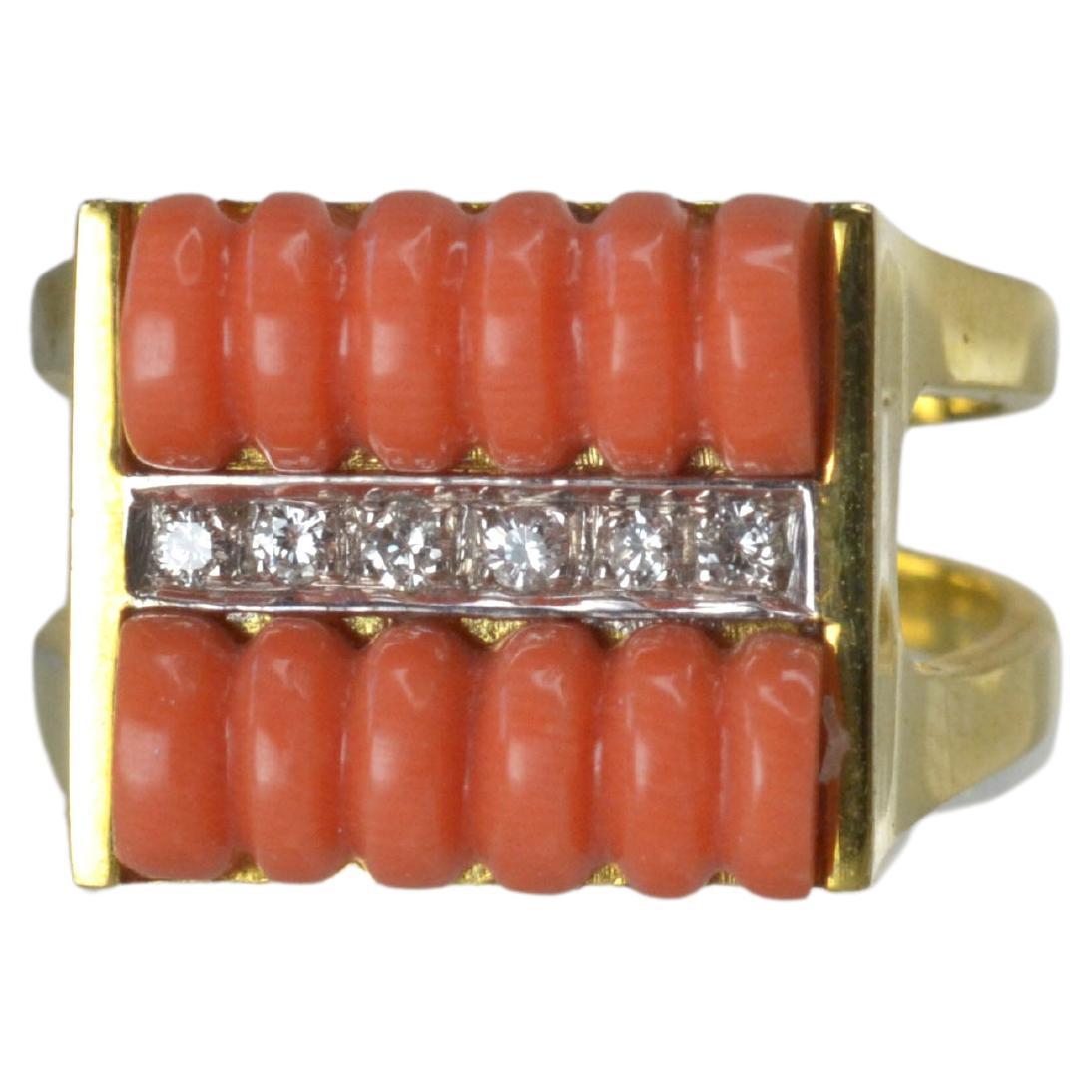 Bague vintage en or 14 carats, corail et diamants blancs, unique en son genre