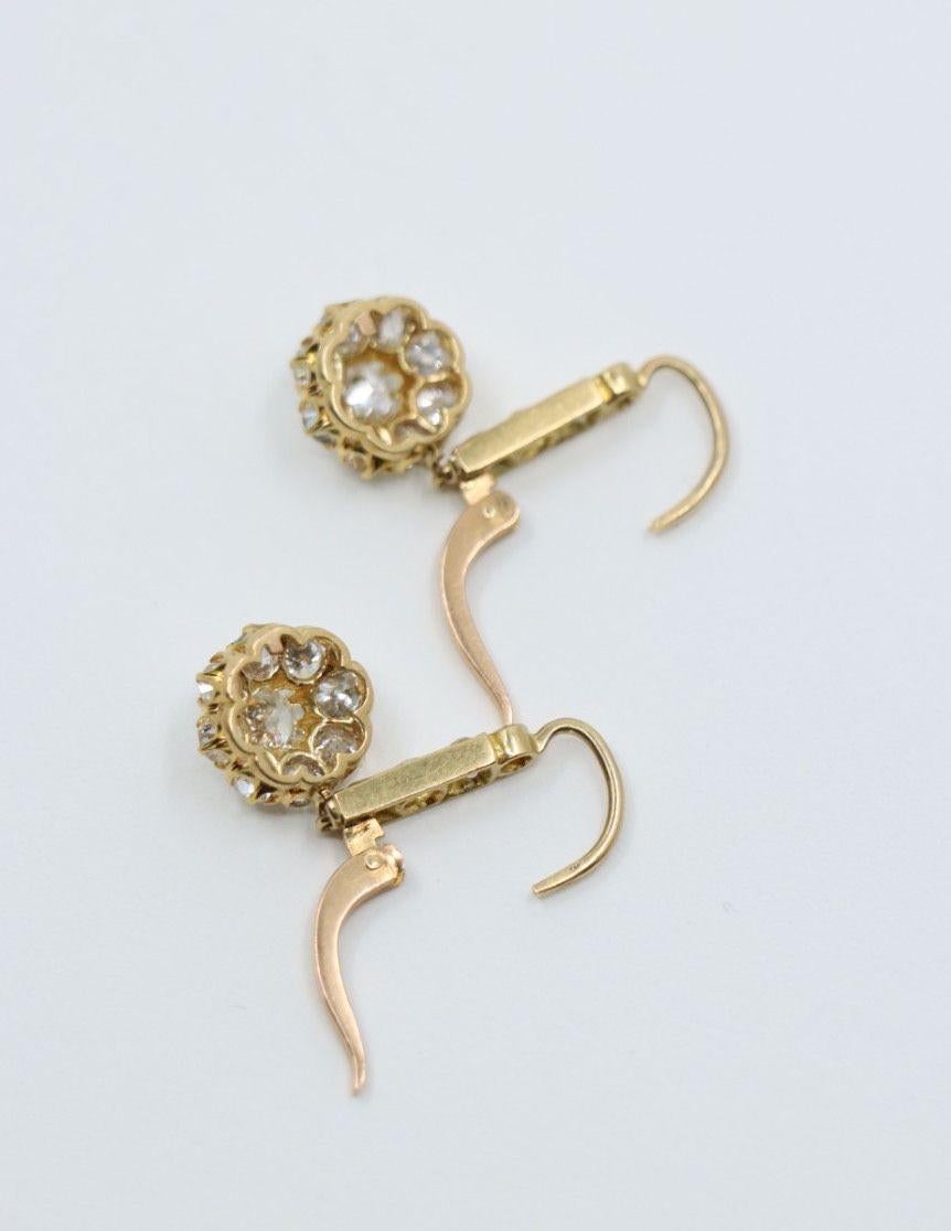 Boucles d'oreilles fleur en or 14K vintage avec diamants Unisexe en vente